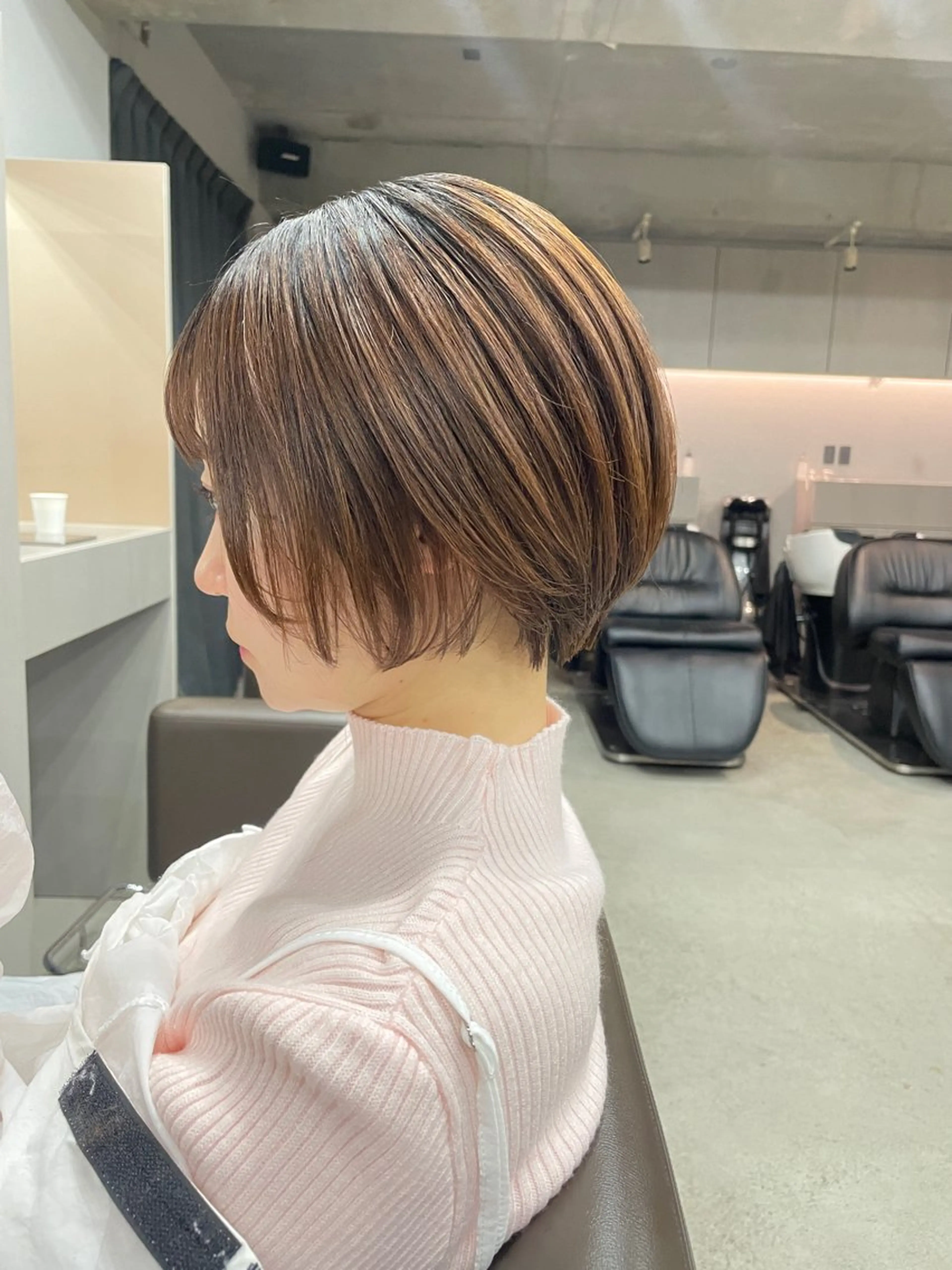 ショート カラー カット ヘアカラー トリートメント 表参道/赤み無し 透明感 colorのヘアスタイル