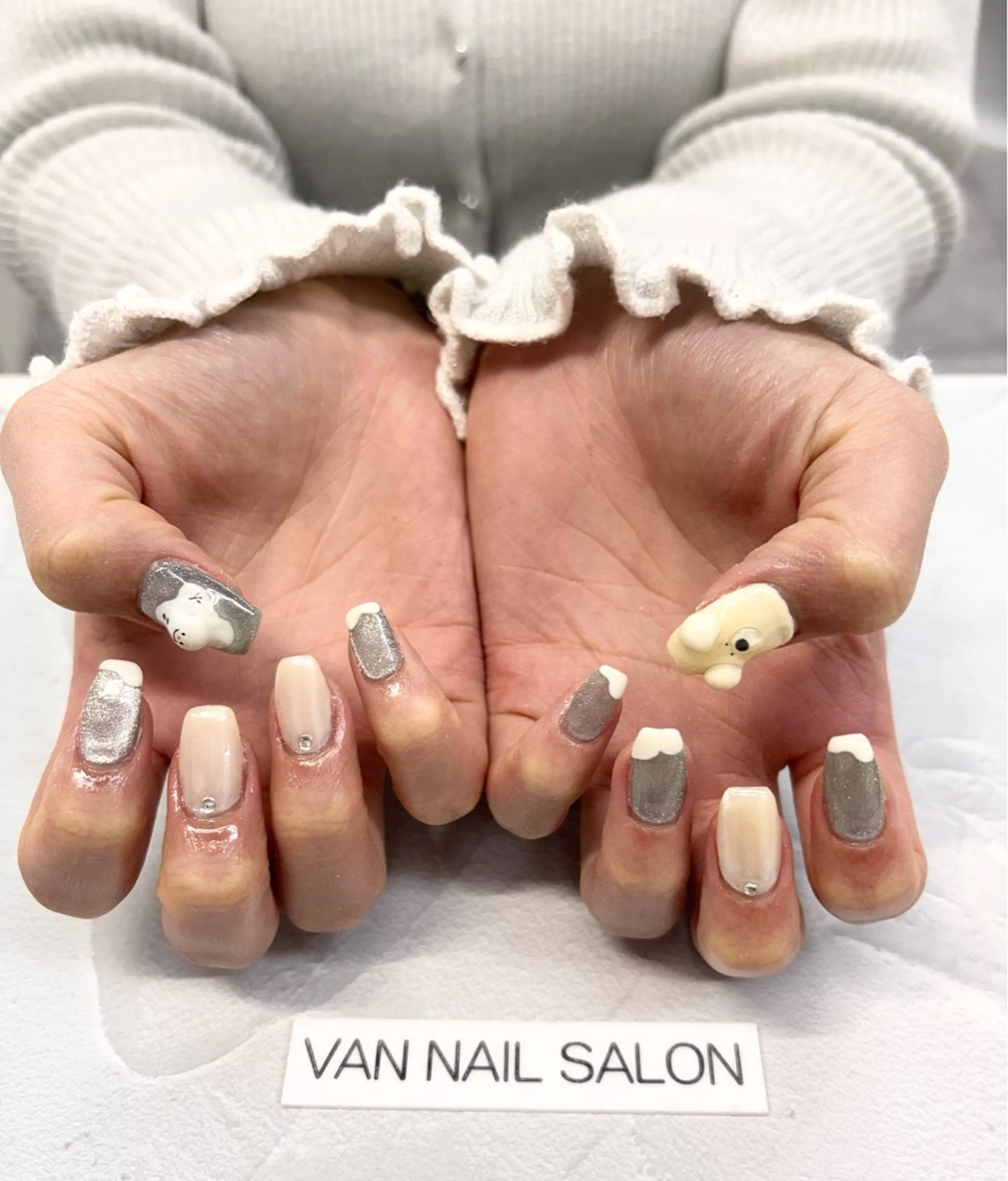 ネイル VANNAILSALON 海老名店所属・VANNAIL 海老名店のネイルデザイン