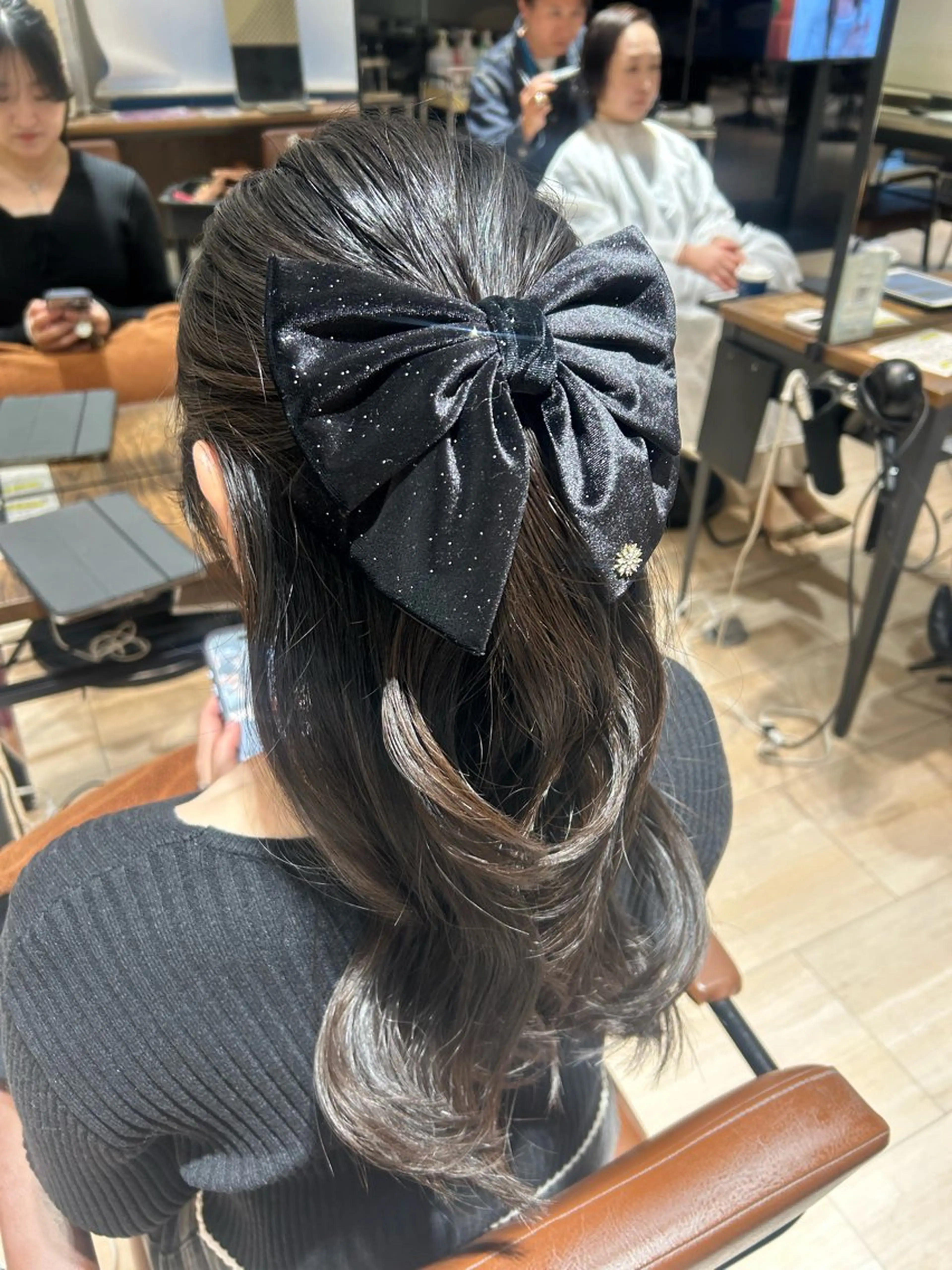 ロング ヘアセット 🎀大竹美侑／顔まわ りカット／レイヤーのヘアスタイル