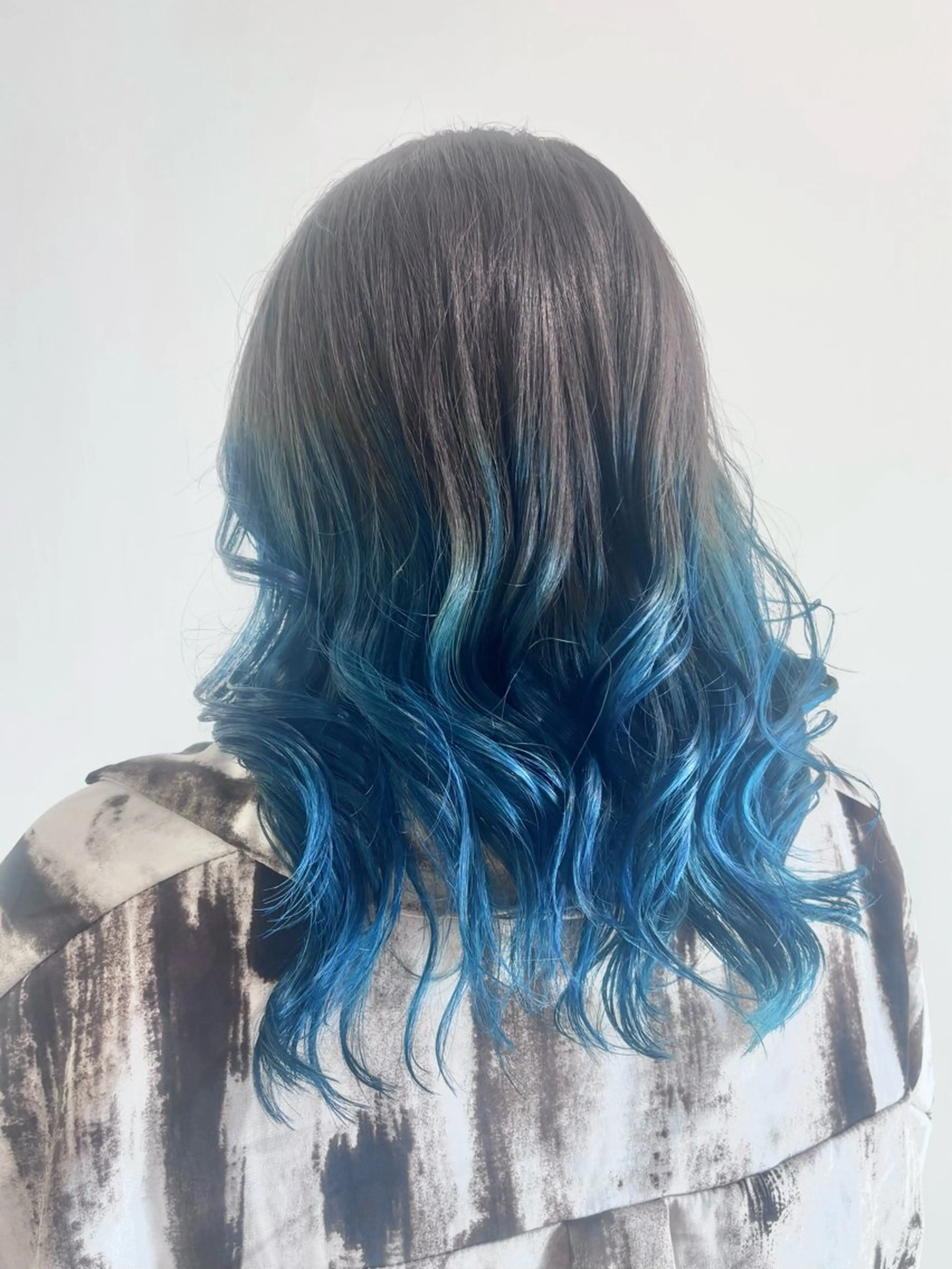 ロング カラー 古川 琴美のヘアスタイル