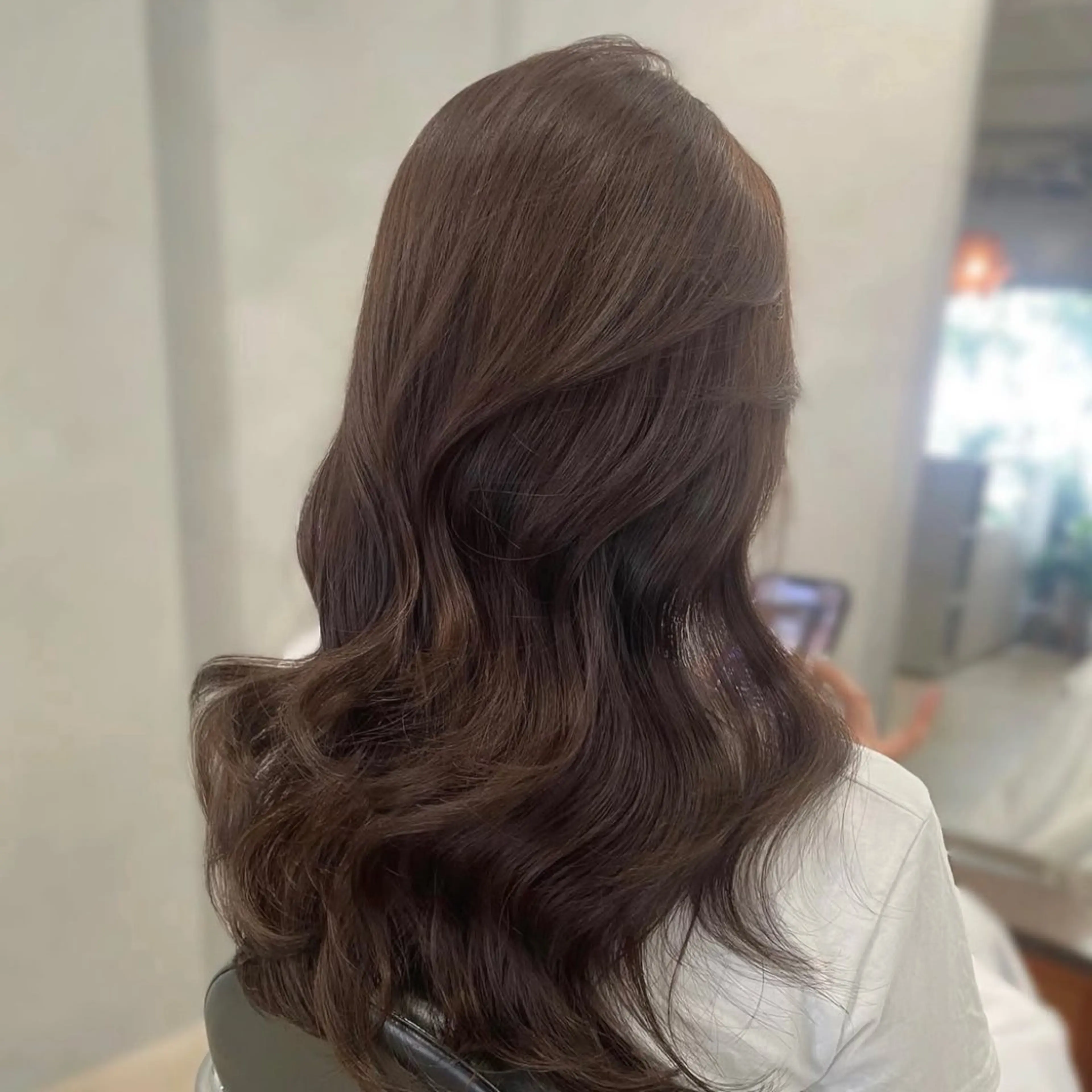 ロング カラー ベージュカラー オリーブベージュ レイヤーカット モテ韓国ヘア/ レイヤー🤍RIKAのヘアスタイル