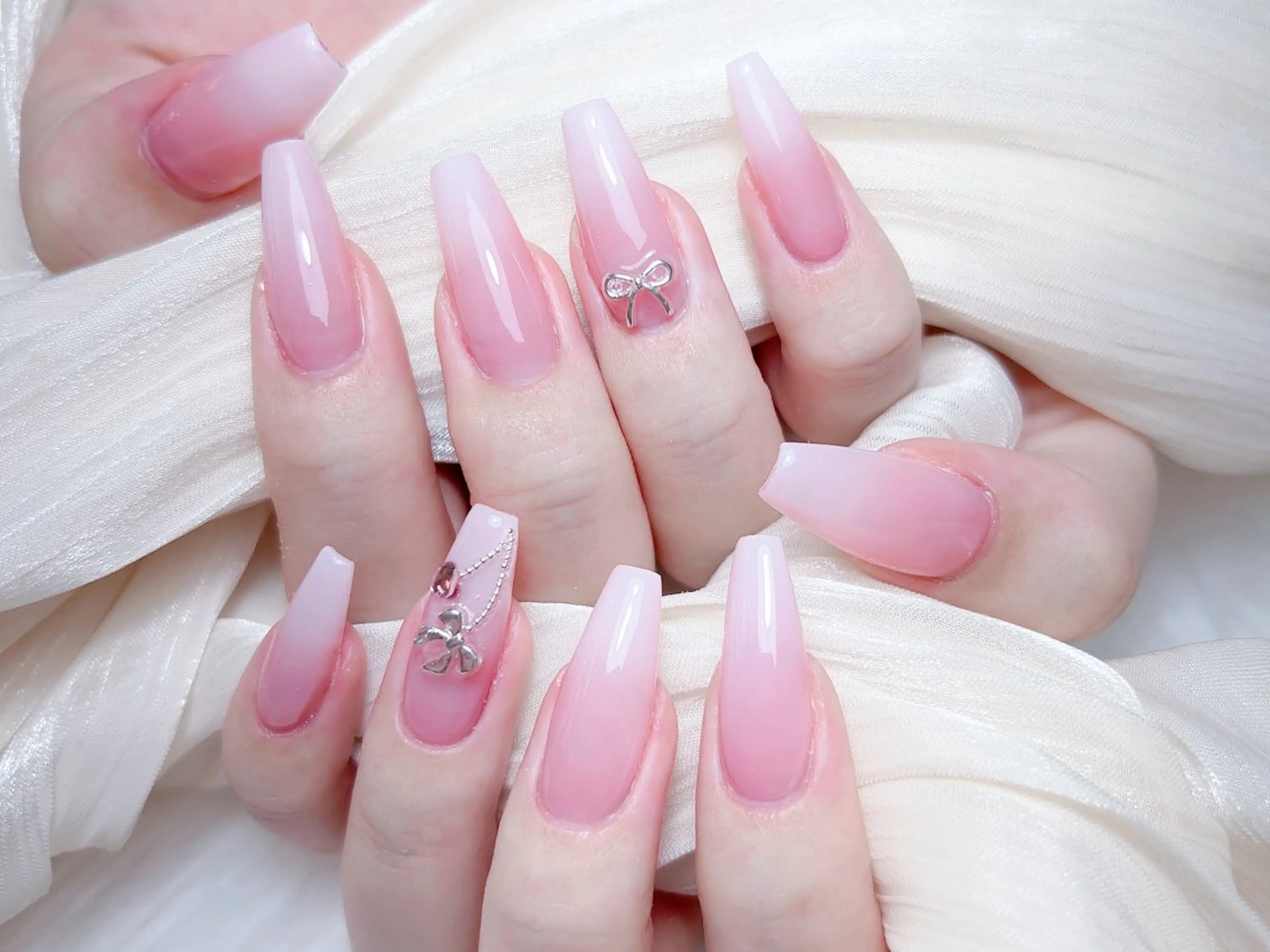 ネイル ハンドネイル M🌷nail 長さだし専門店のネイルデザイン