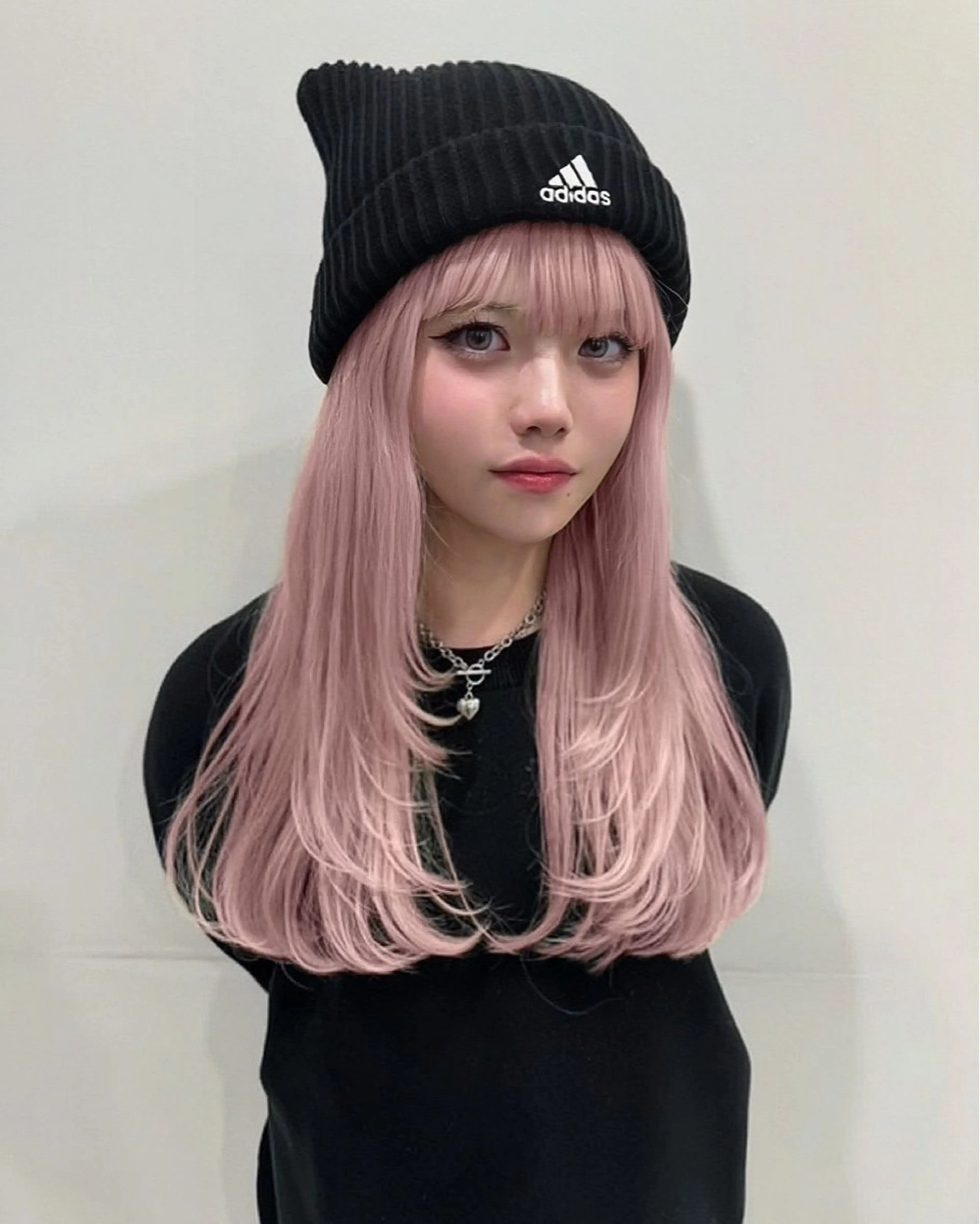 ロング カラー ヘアアレンジ ヘアカラー トリートメント ヘッドスパ ヘアセット 韓国レイヤーカット /韓国トレンドカラーのヘアスタイル