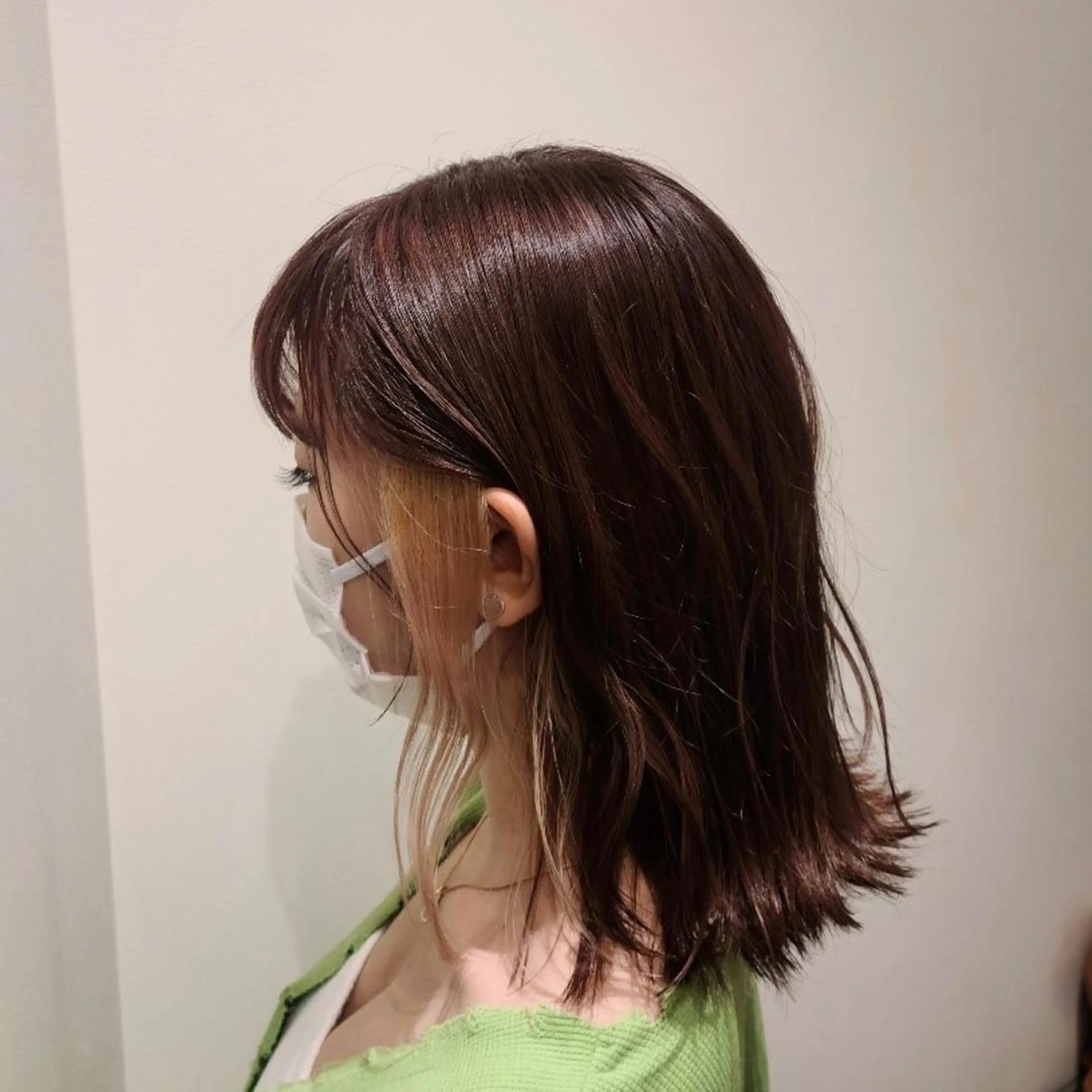 カラー 早﨑 映天のヘアスタイル