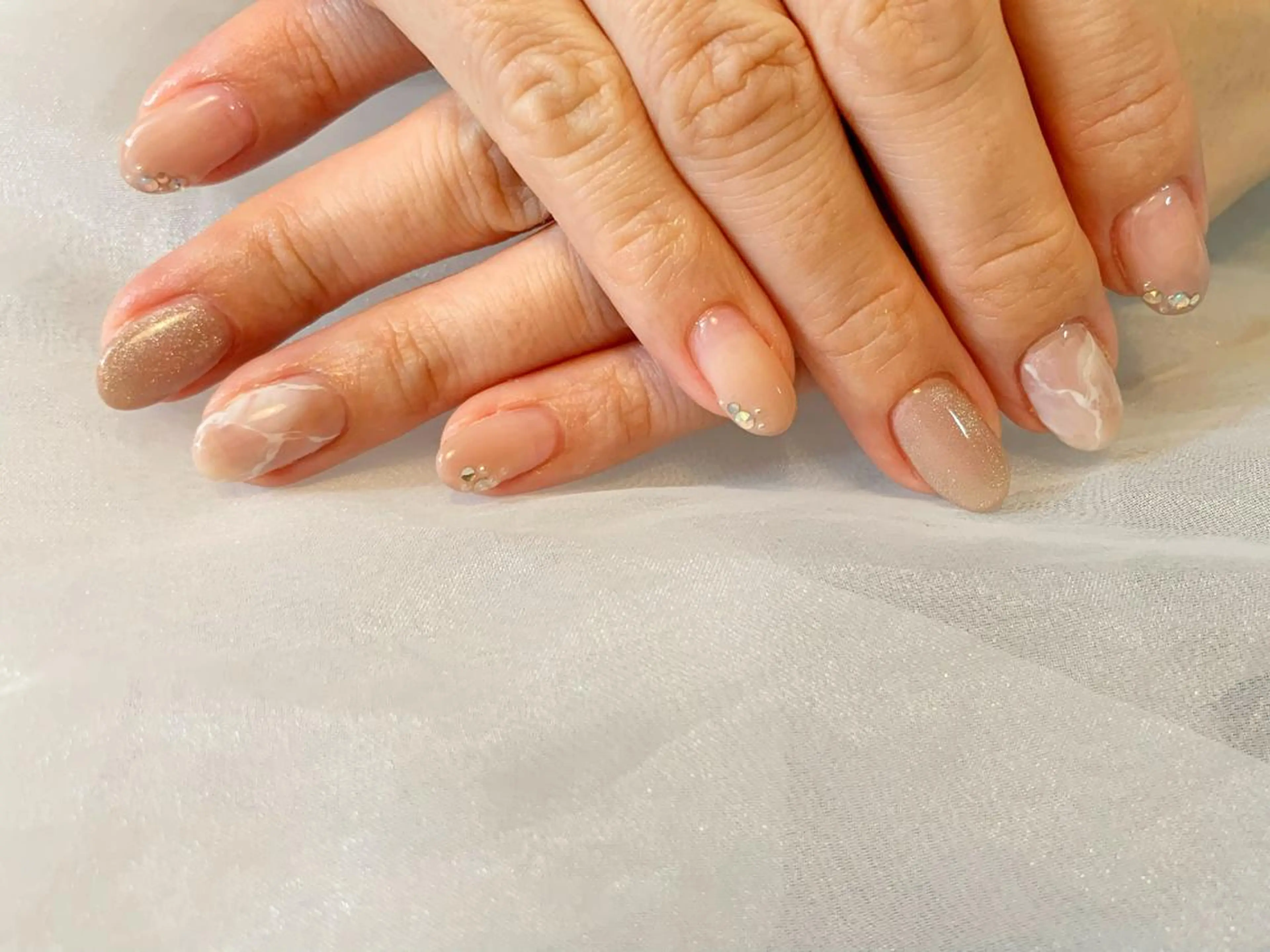 ネイル オフィスネイル ハンドネイル フットネイル GéRanium Harukaのネイルデザイン