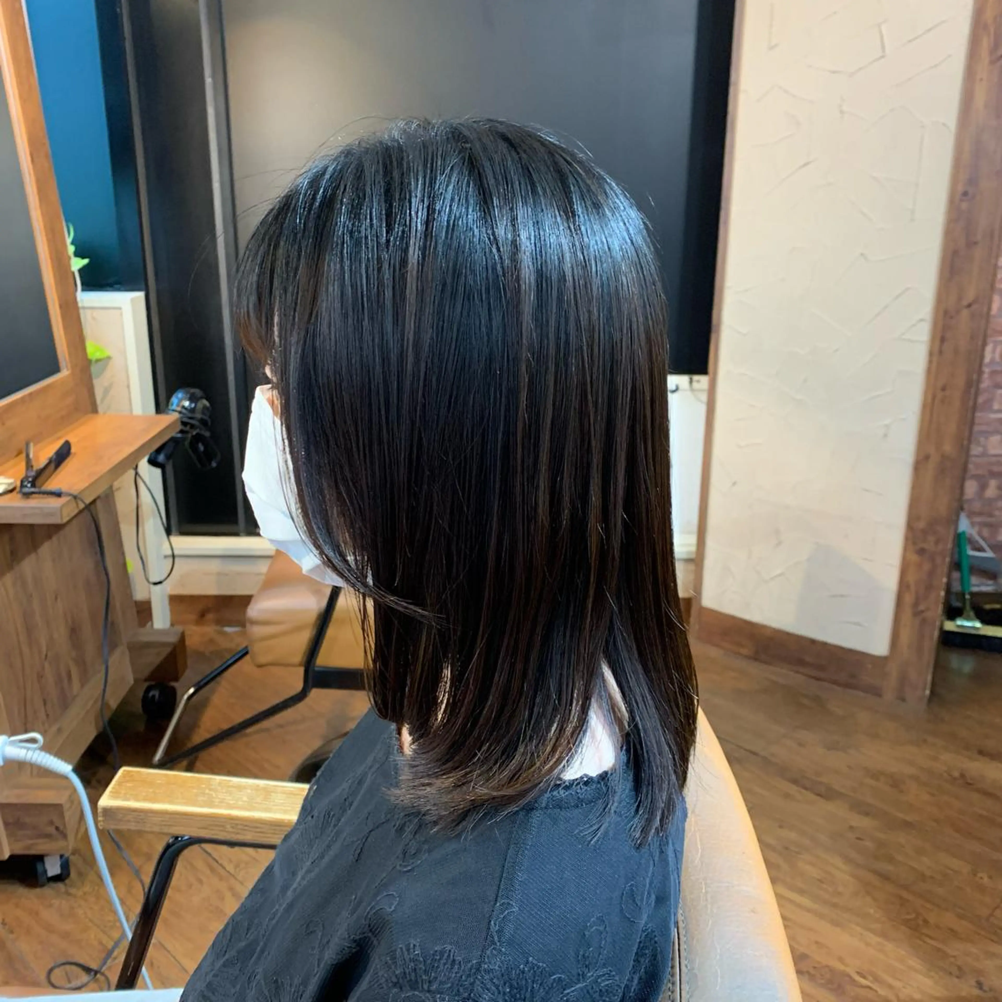 ミディアム カット 縮毛矯正 武田尚子🌸 自然に仕上がる矯正のヘアスタイル