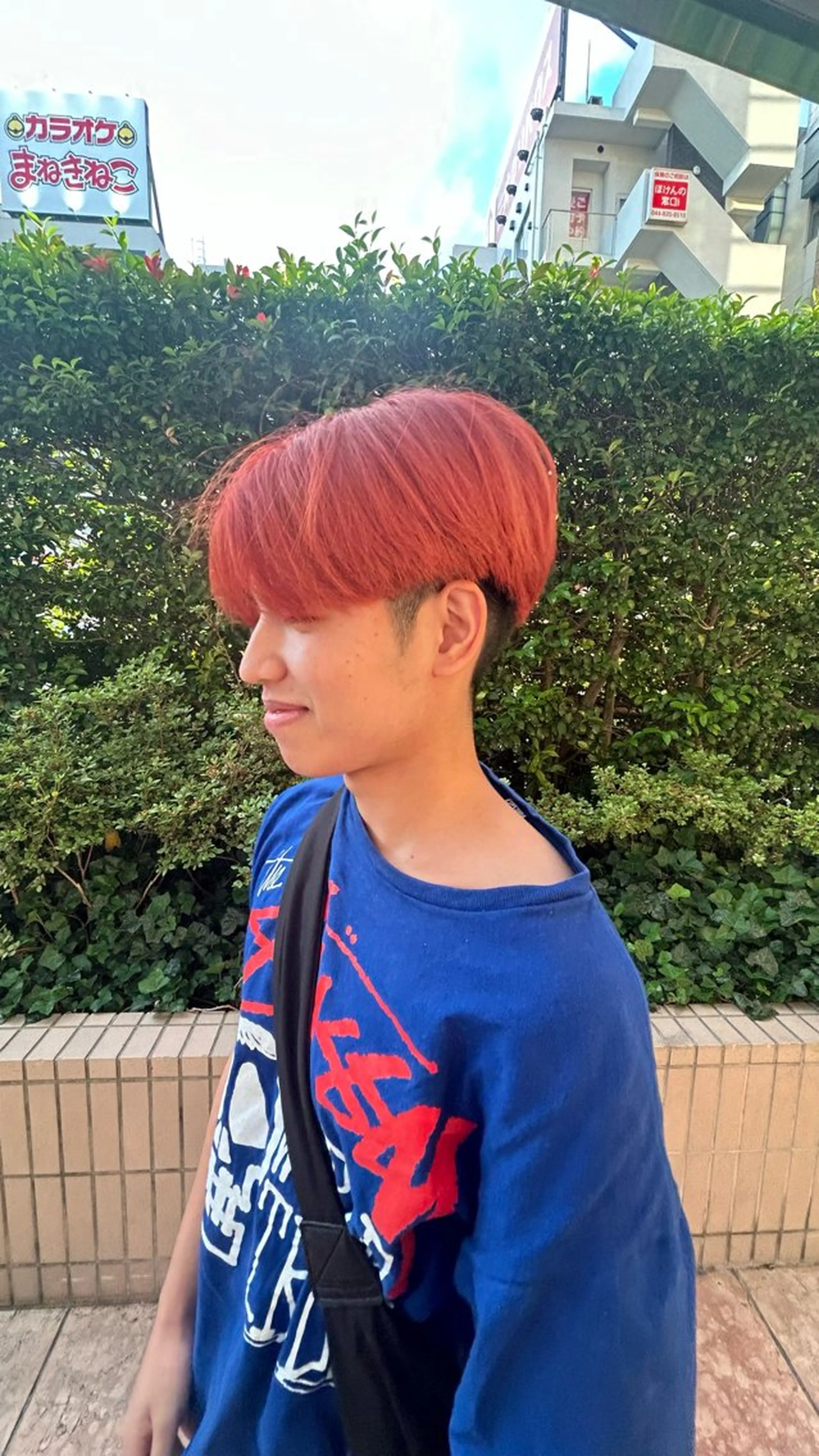 カラー メンズ メンズハイトーン マッシュ ハイトーンカラー 宮尾 愛海のヘアスタイル