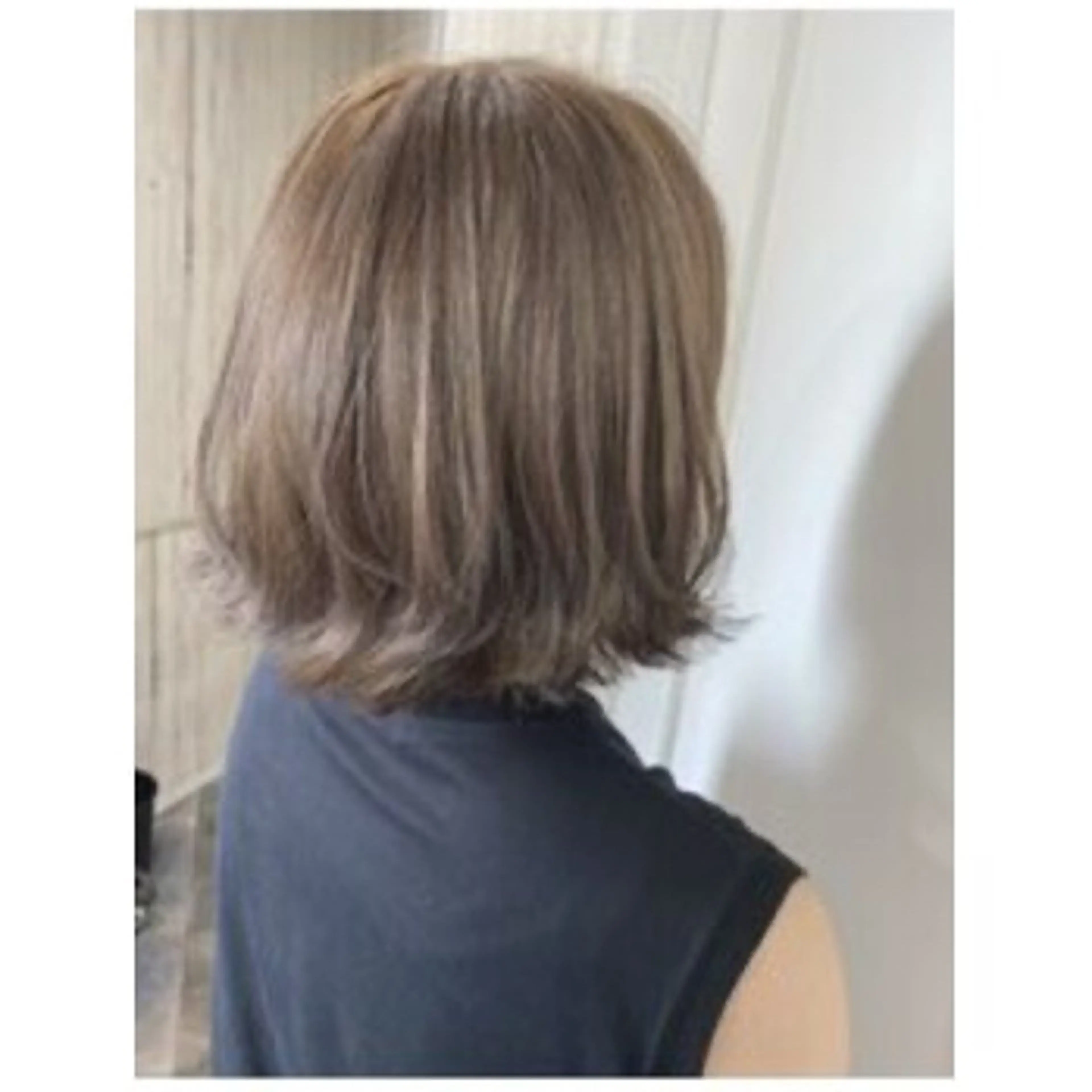 ショート ヘアカラー 野原 郁人のヘアスタイル