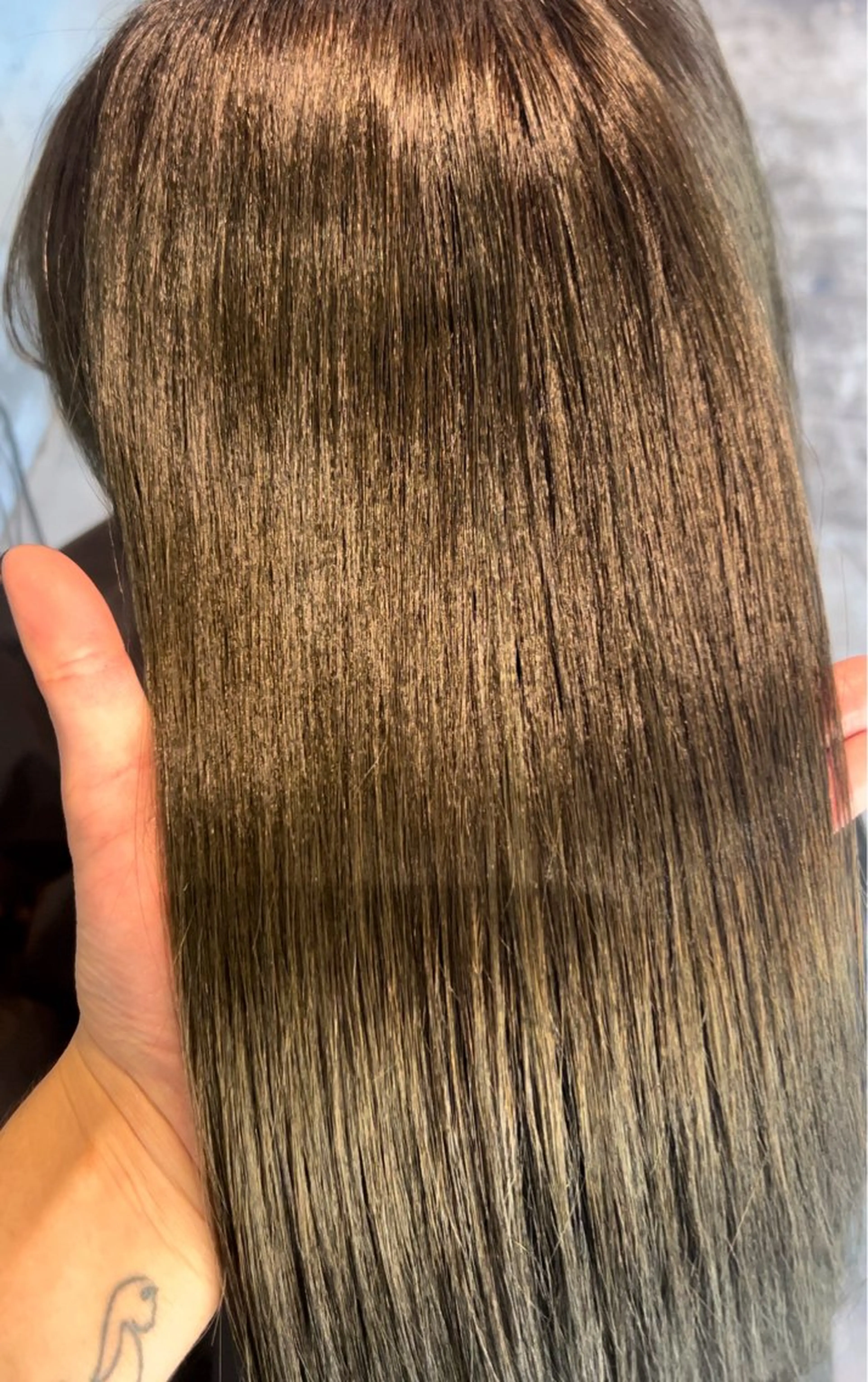 カラー ベージュカラー ブリーチ ダブルカラー ブリーチなしカラー オリーブベージュ 二宮 陽太のヘアスタイル