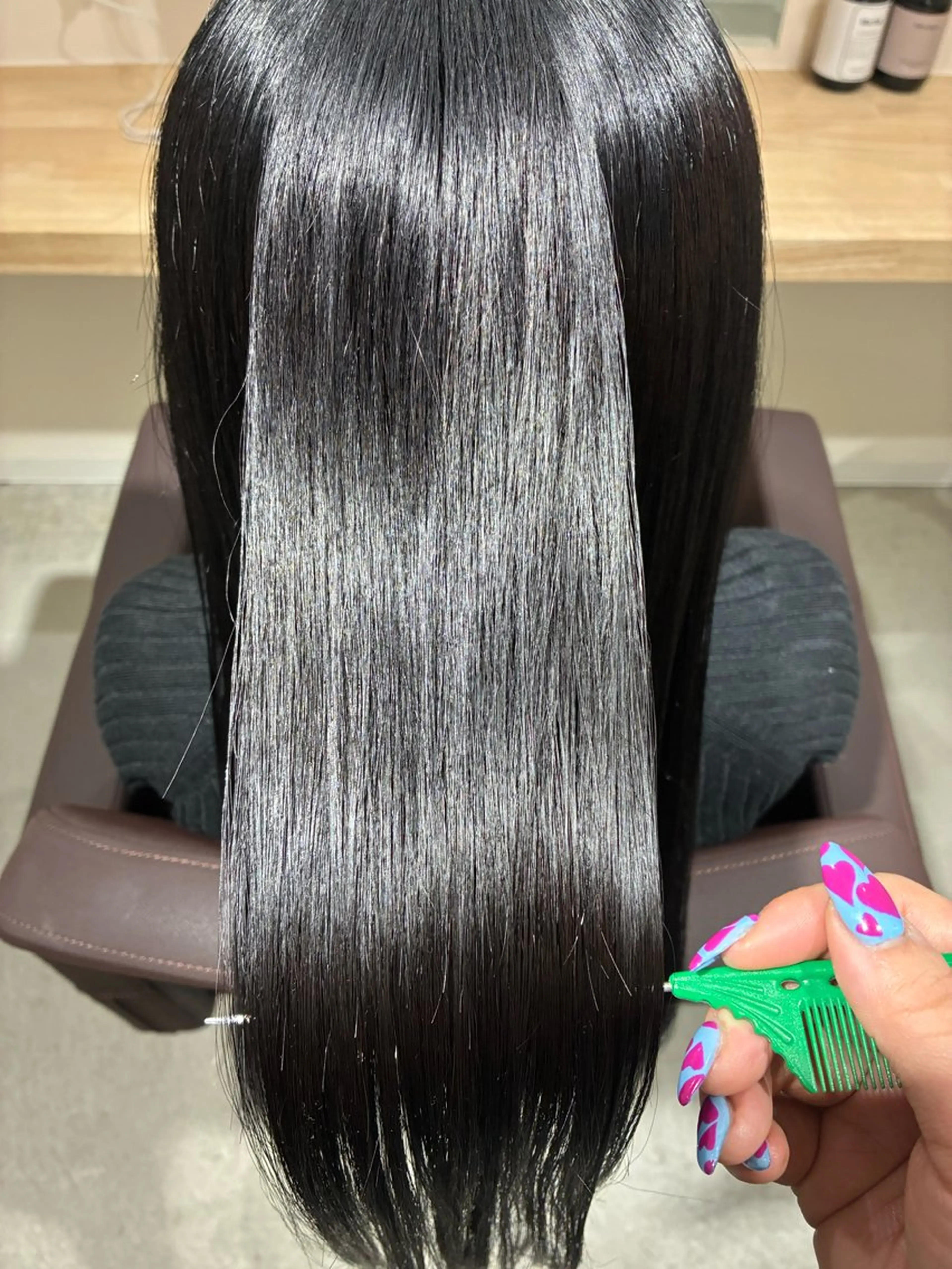 ロング カット ヘアカラー トリートメント attrait所属・attrait 福岡のヘアスタイル