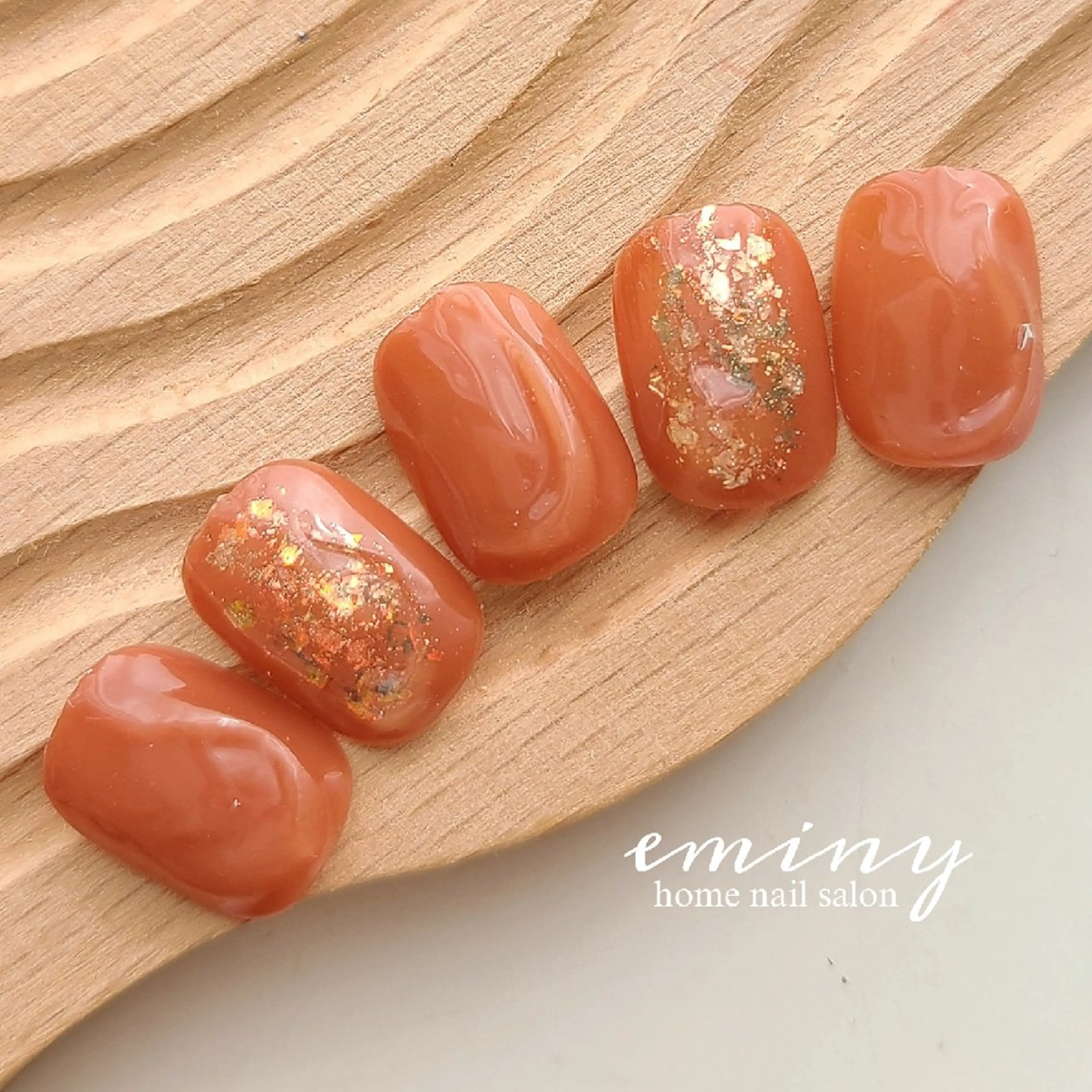 ネイル ジェルネイル キラキラネイル 韓国ネイル ぷっくりネイル 春ネイル ハンドネイル nail salon  eminyのネイルデザイン