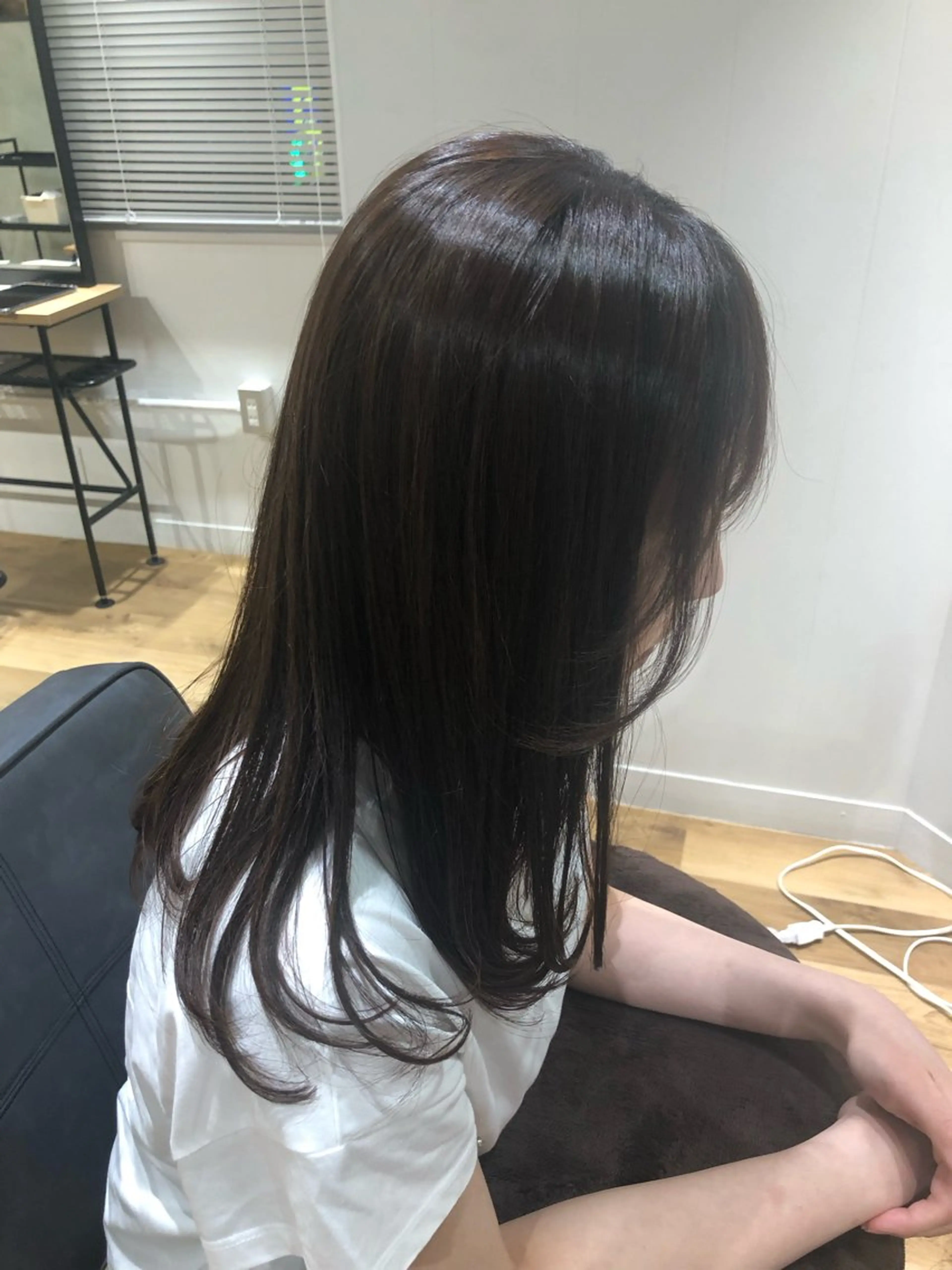 セミロング レイヤーカット まつい みるのヘアスタイル