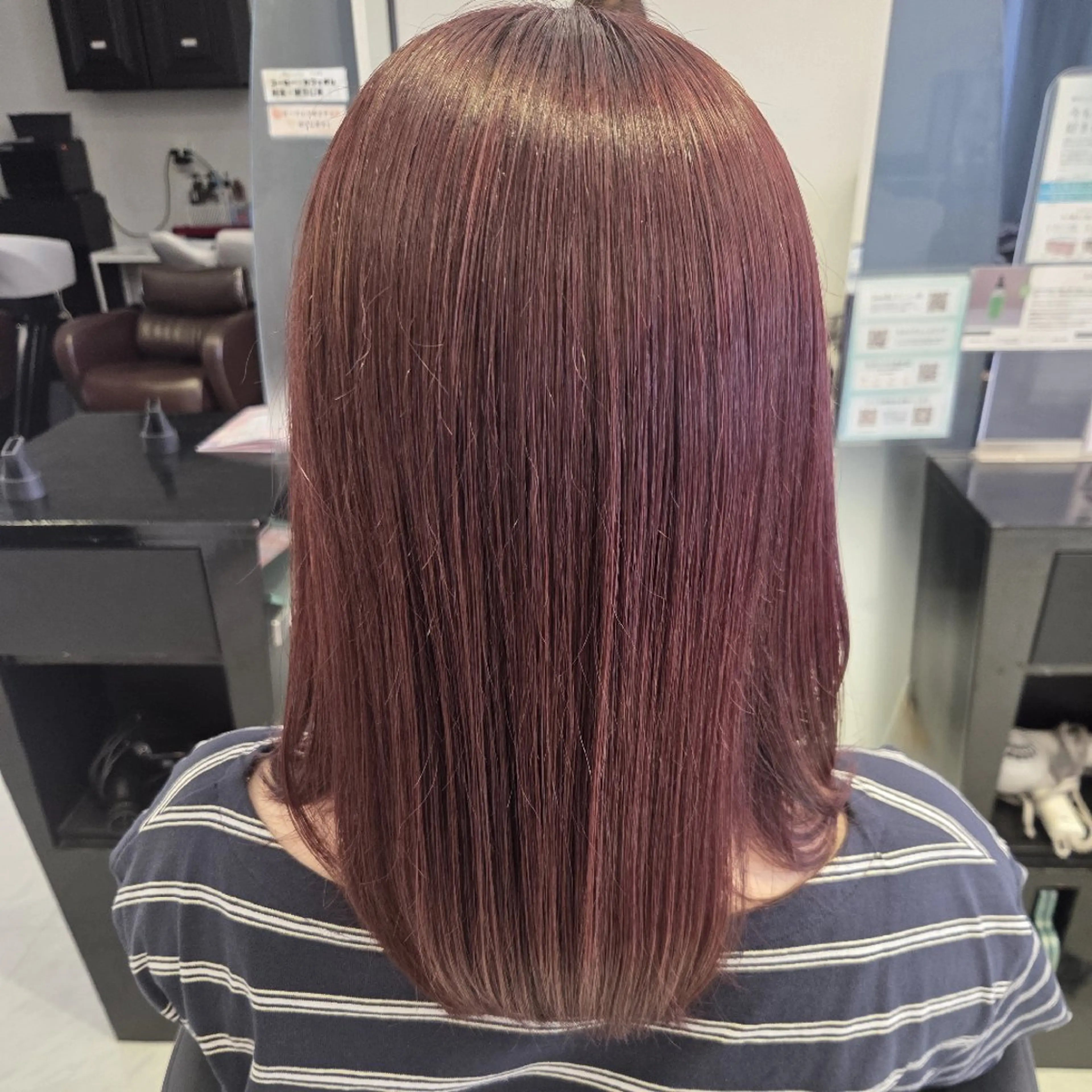 カラー ブリーチ ボルドーカラー ブリーチなしカラー ピンクカラー KUMAGAI 🌸のヘアスタイル