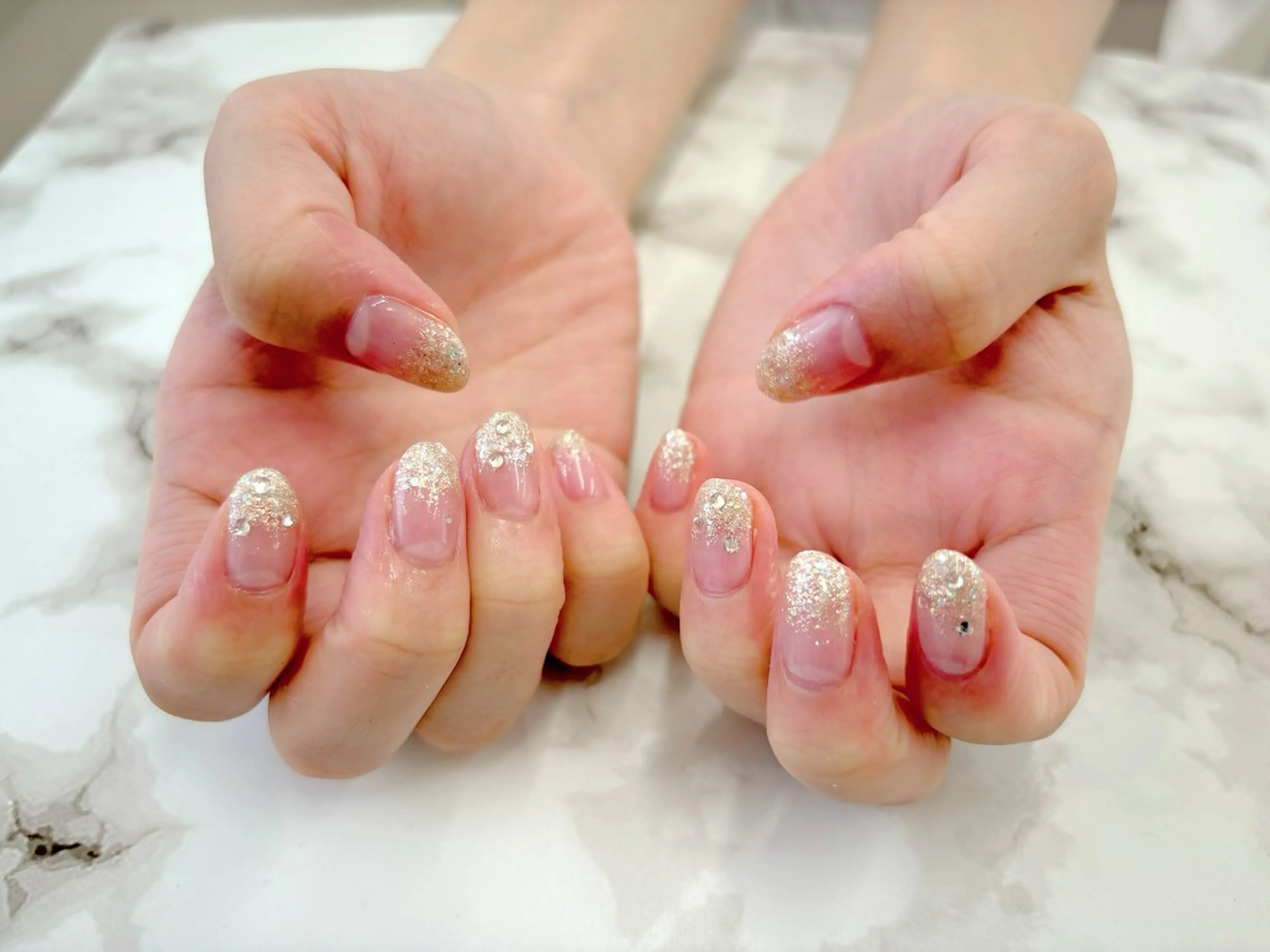 ご新規様💜オフ無し定額デザインハンドネイル💅4400円の写真