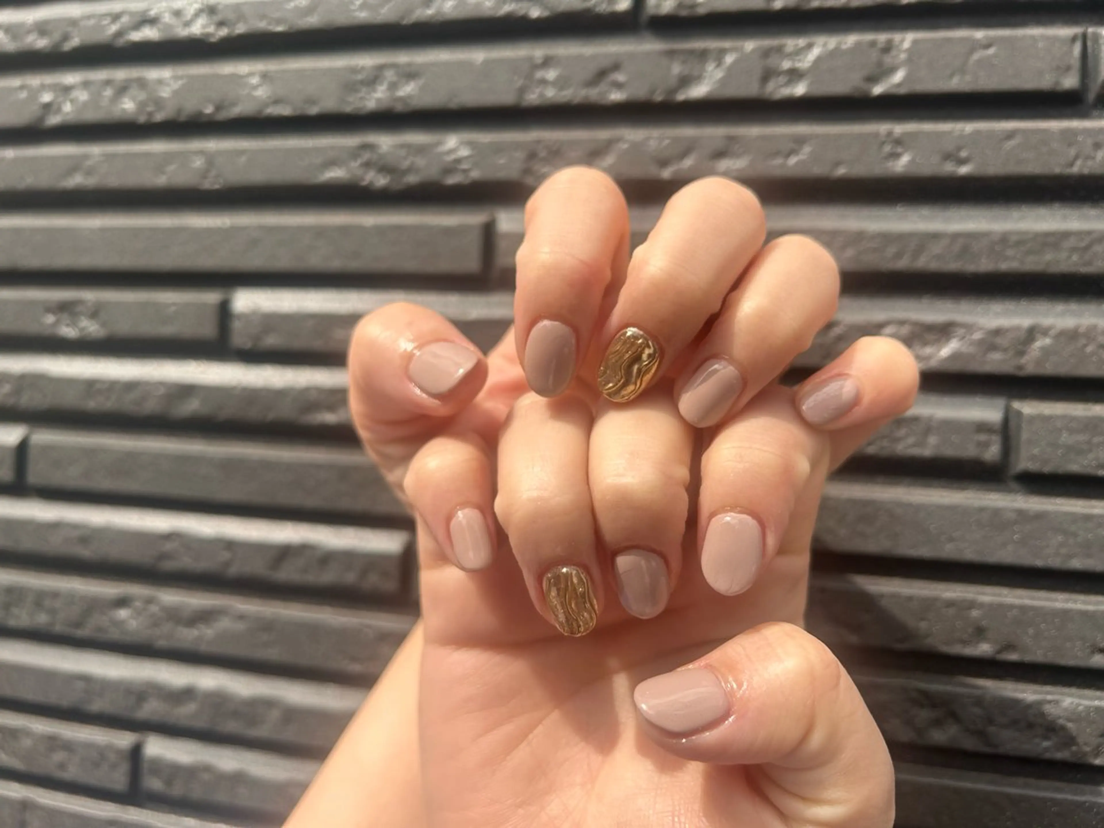 ネイル NANAE ネイル🌈虹のネイルデザイン