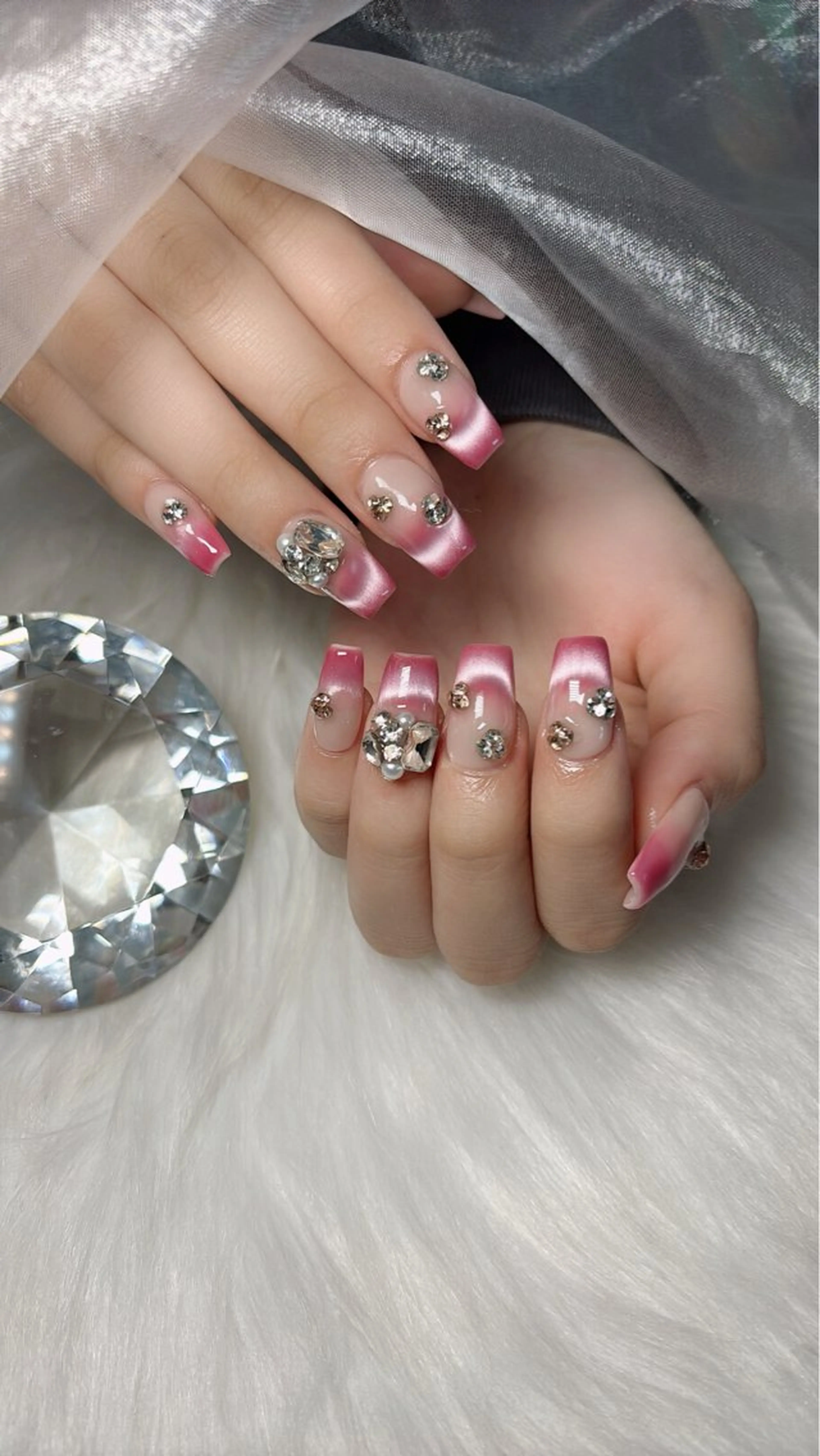 ネイル マグネットネイル ハンドネイル salon de belnetta所属・kayo 💅のネイルデザイン