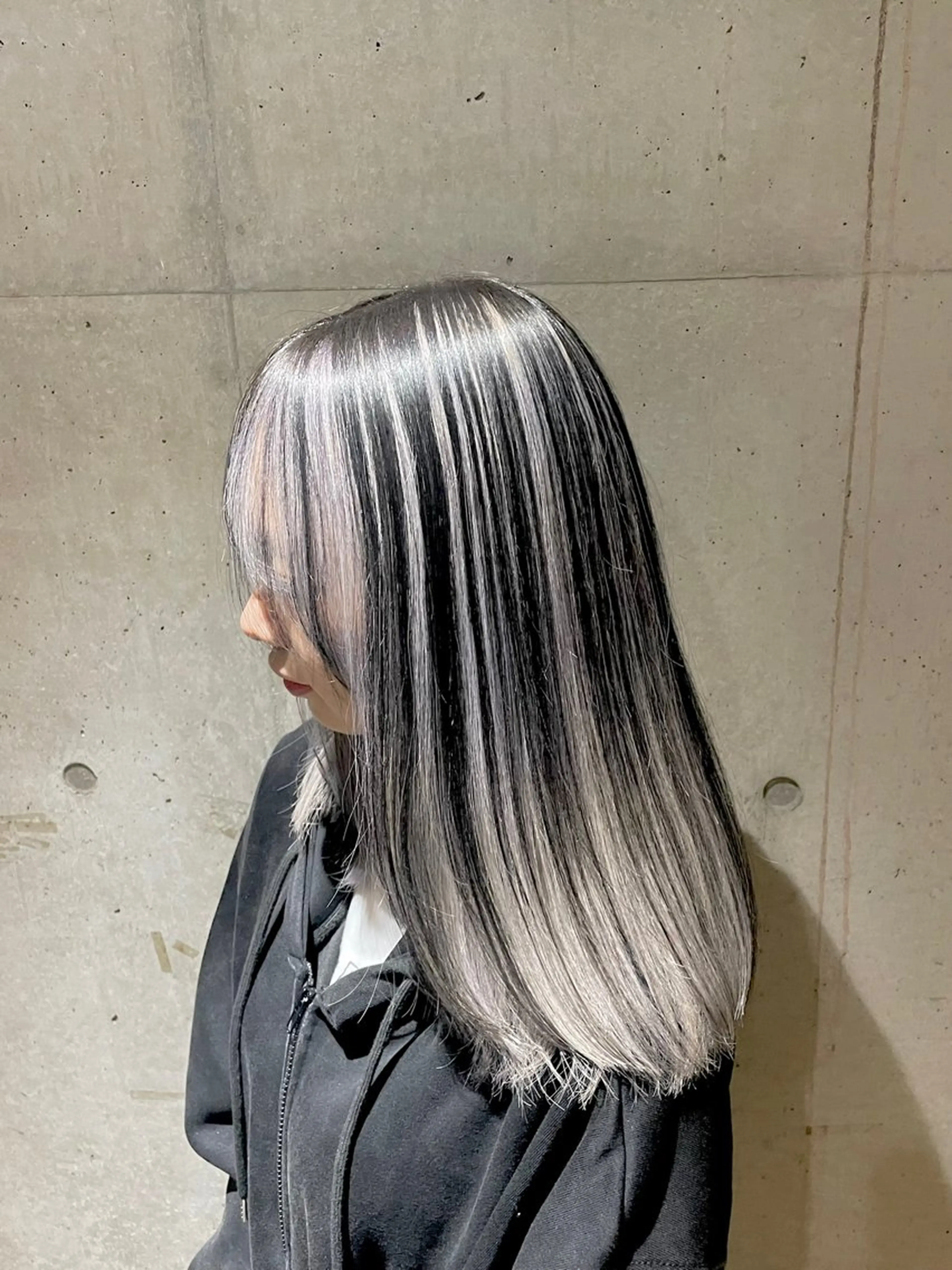 セミロング カラー 小島 海斗のヘアスタイル