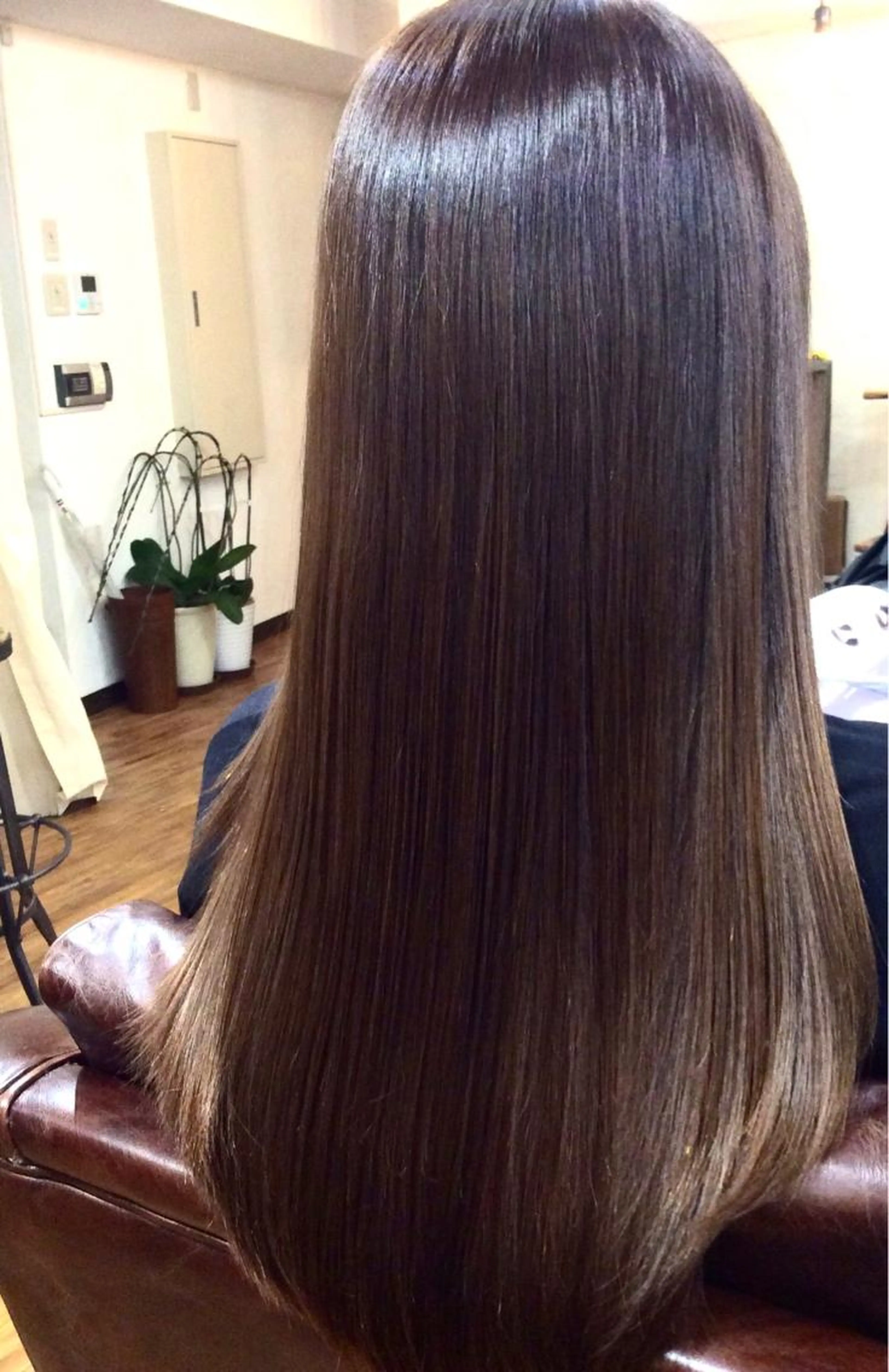 ●6/12(水)限定価格 ●髪質改善トリートメント(シャンプーブロー込み、アイロン仕上げ無し)の写真