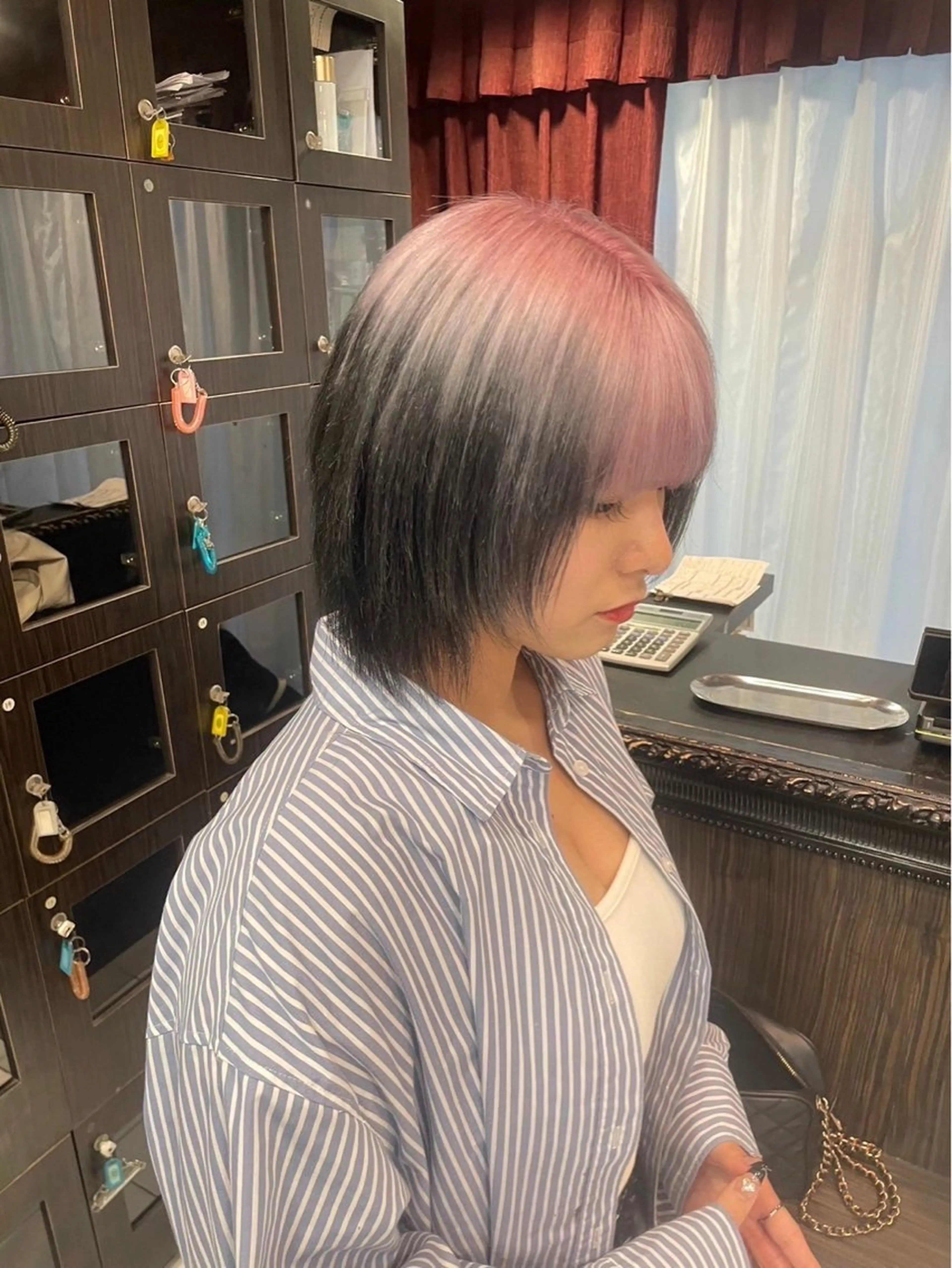 ミディアム ハイトーンケアカラー コト👱🏻‍♀️のヘアスタイル