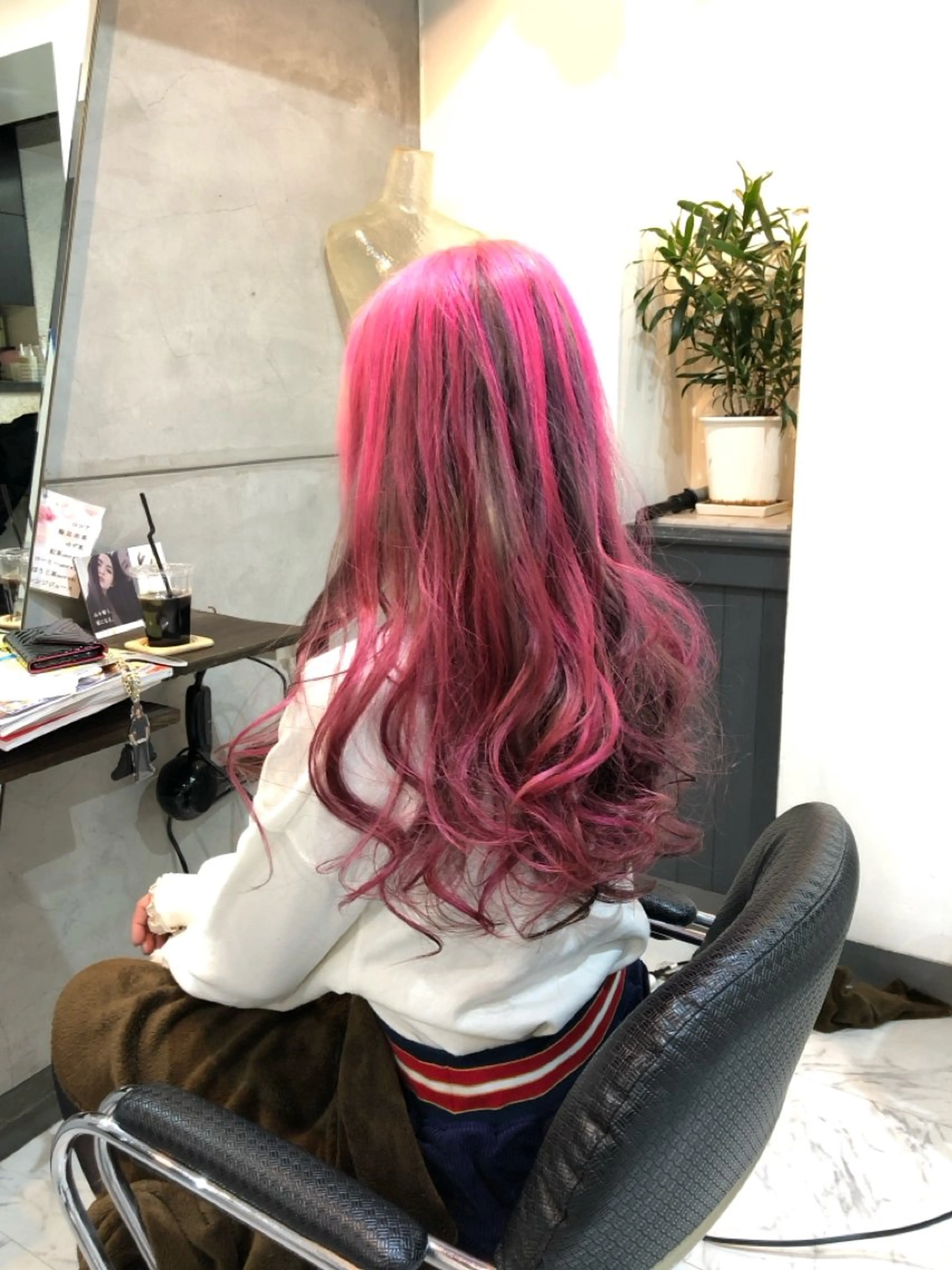 カラー グラデーションカラー 野坂 宏之のヘアスタイル