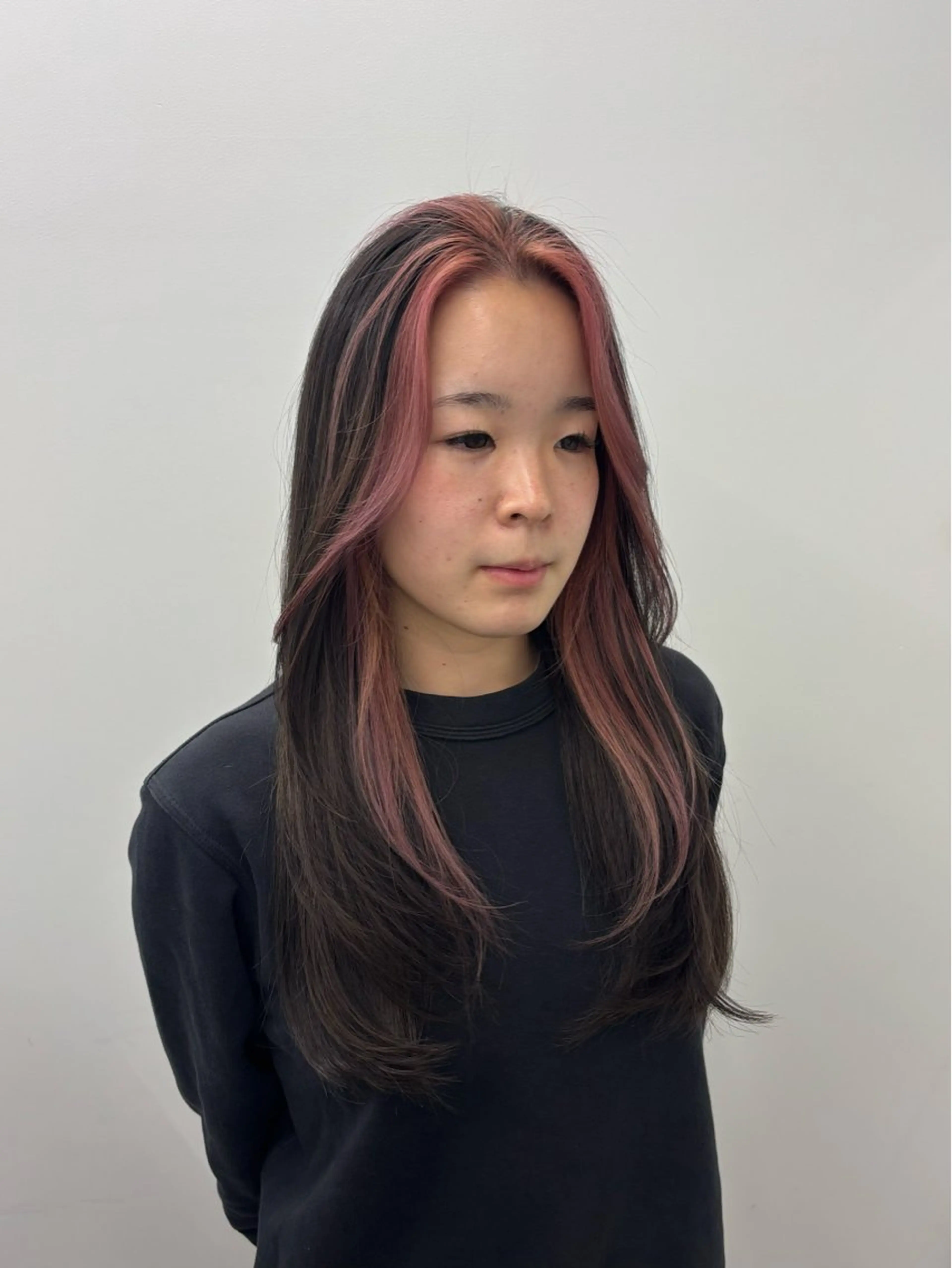 【インナーorイヤリング(ブリーチ込)+全体カラー+トリートメント🦩】の写真