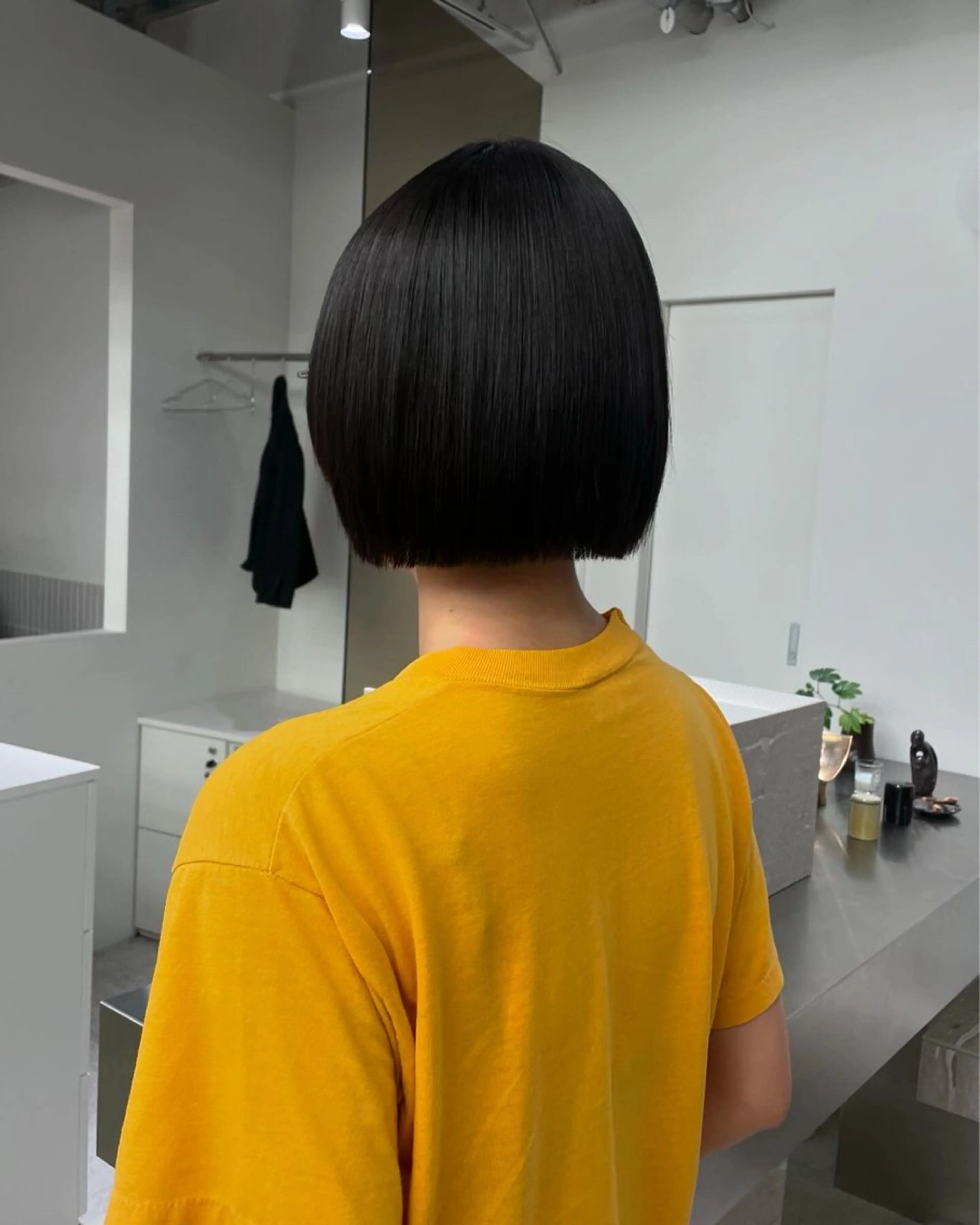 ショート stén/kana /中明度カラーのヘアスタイル