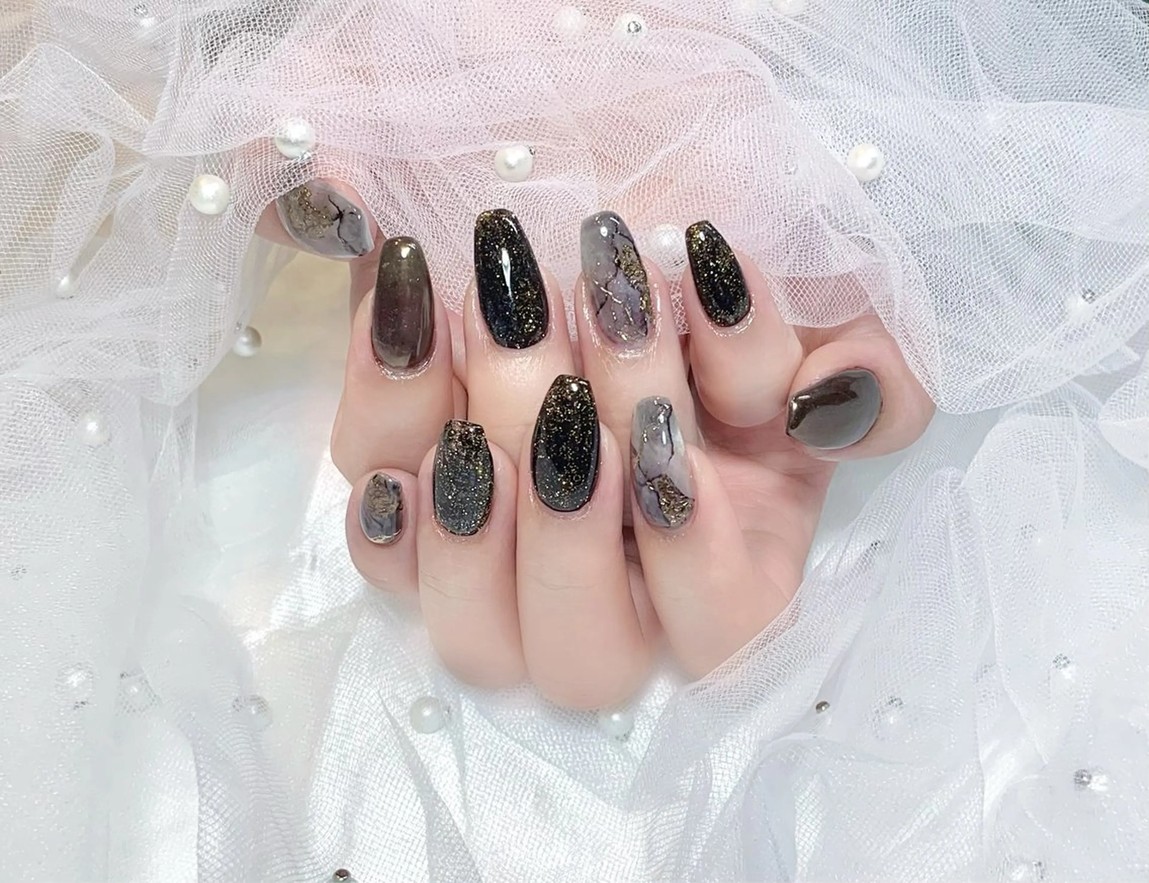 ネイル 韓国ネイル 大理石ネイル(マーブル) ニュアンスネイル Chat　noir所属・【chatnoir】 MIYUのネイルデザイン