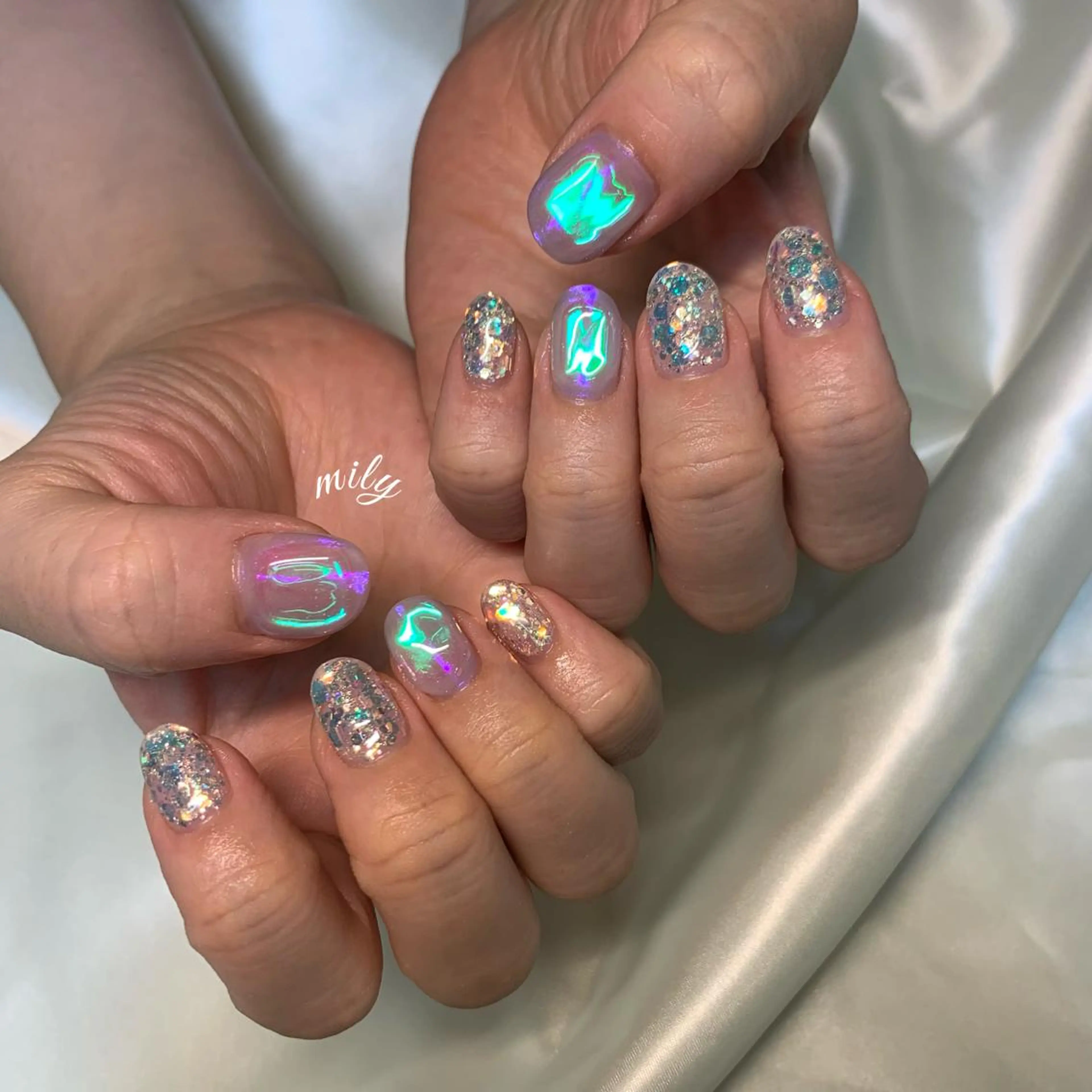 ネイル 氷ネイル・うるうるネイル ワンカラーネイル mily_harajuku所属・韓国ネイル☁️ haruna🌛のネイルデザイン