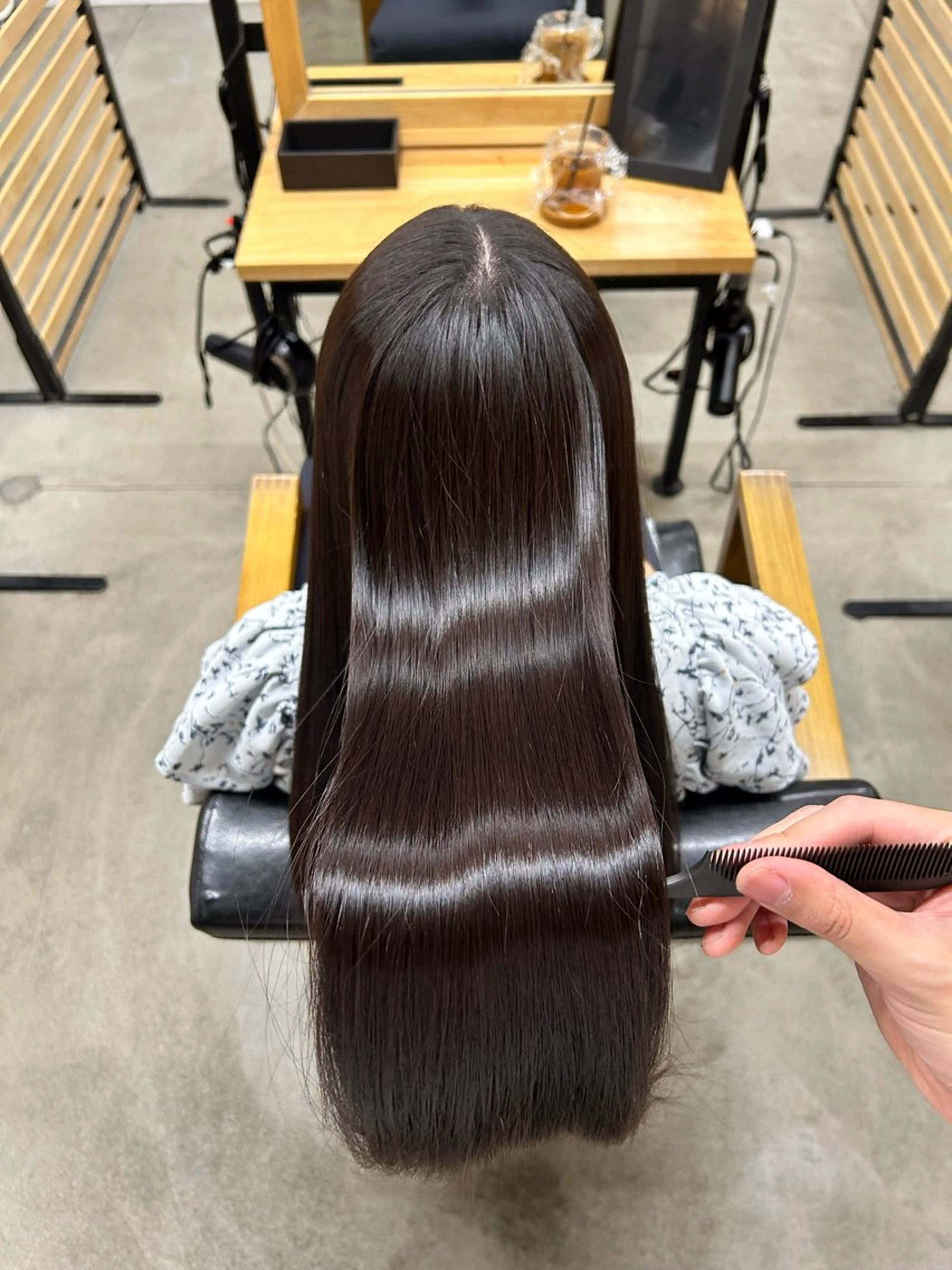 【✨髪質改善地毛風ストレート✨】縮毛矯正カットケアトリートメントの写真