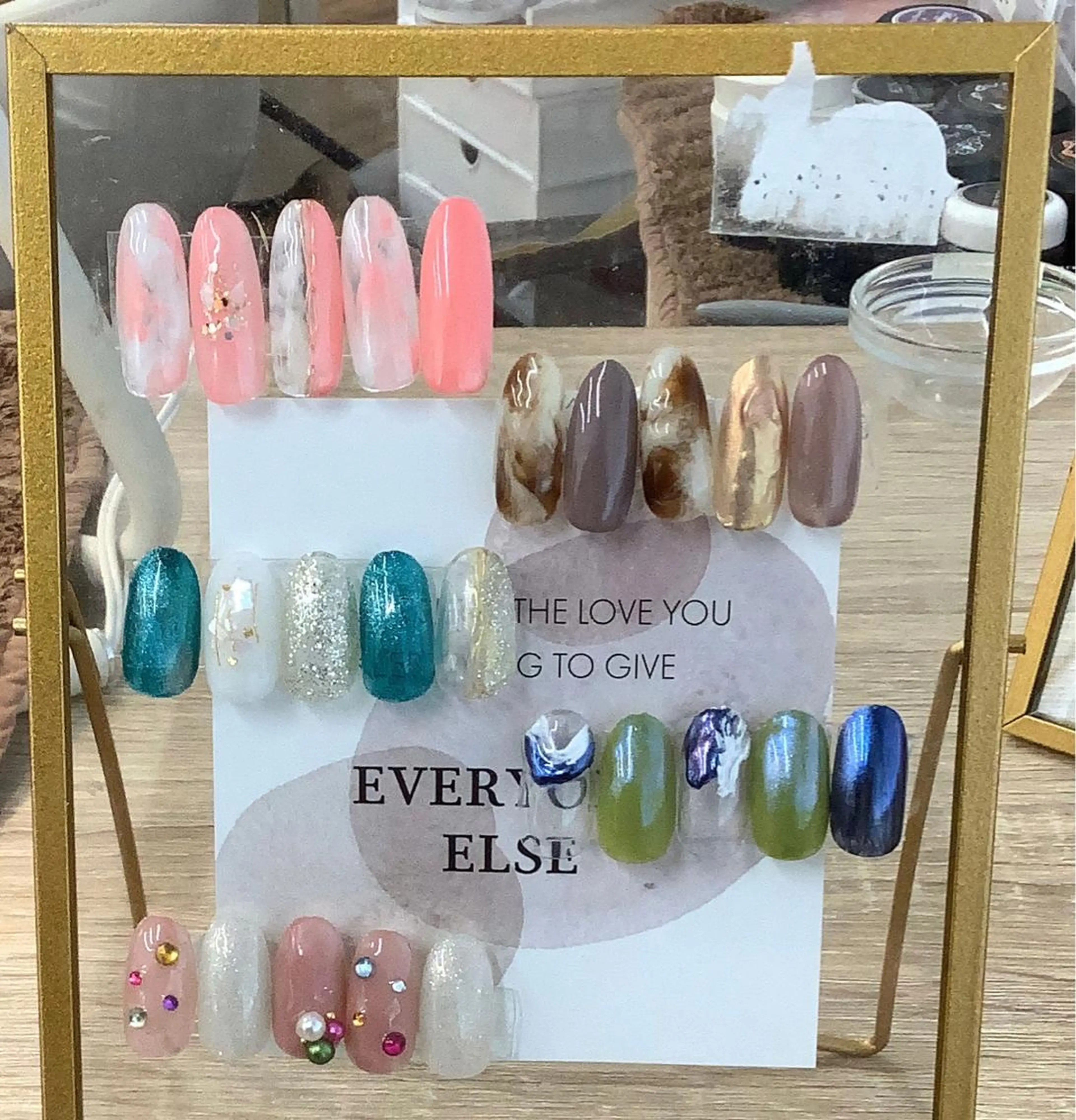 ネイル 横尾 麻里のネイルデザイン