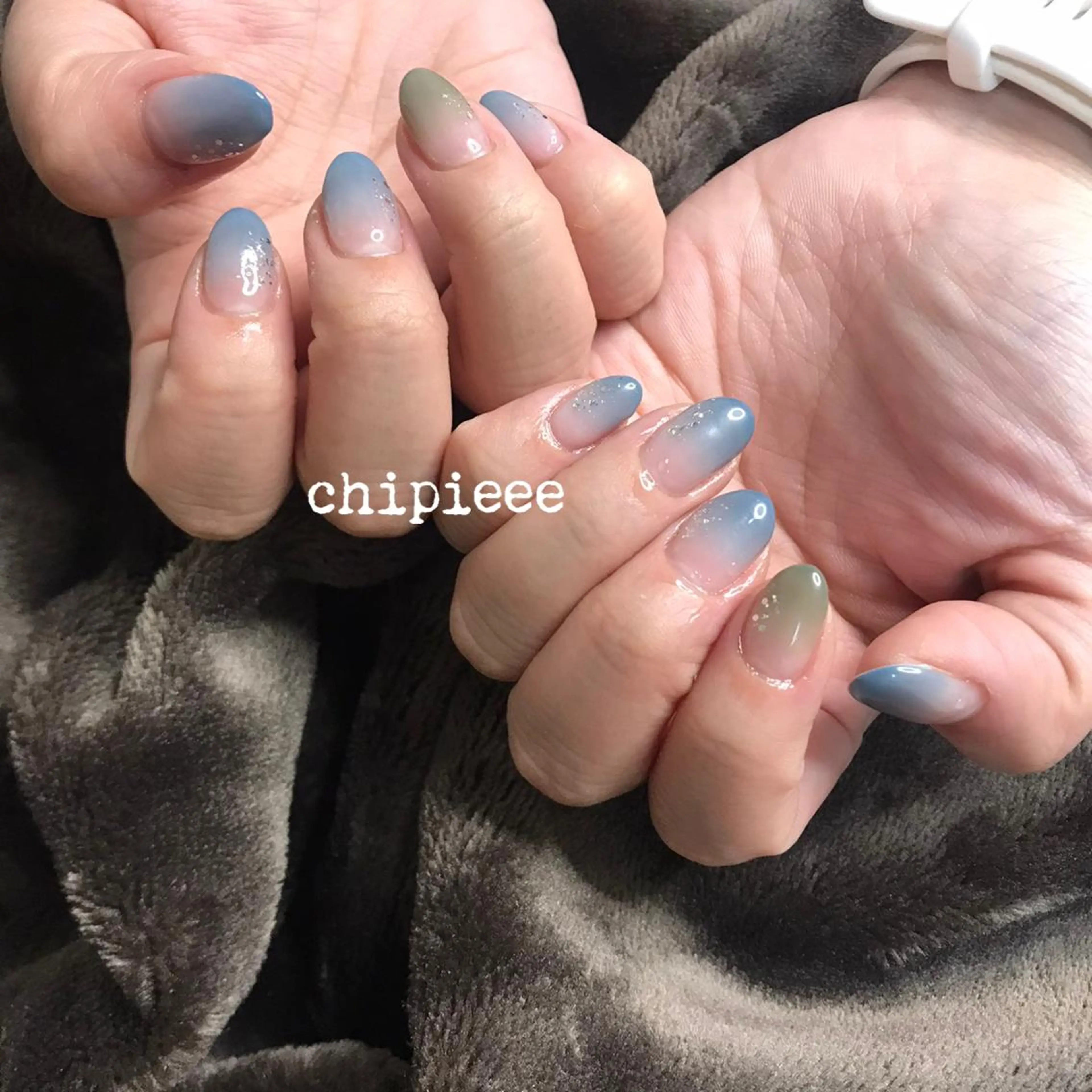 ネイル charme所属・. SHIORIのネイルデザイン