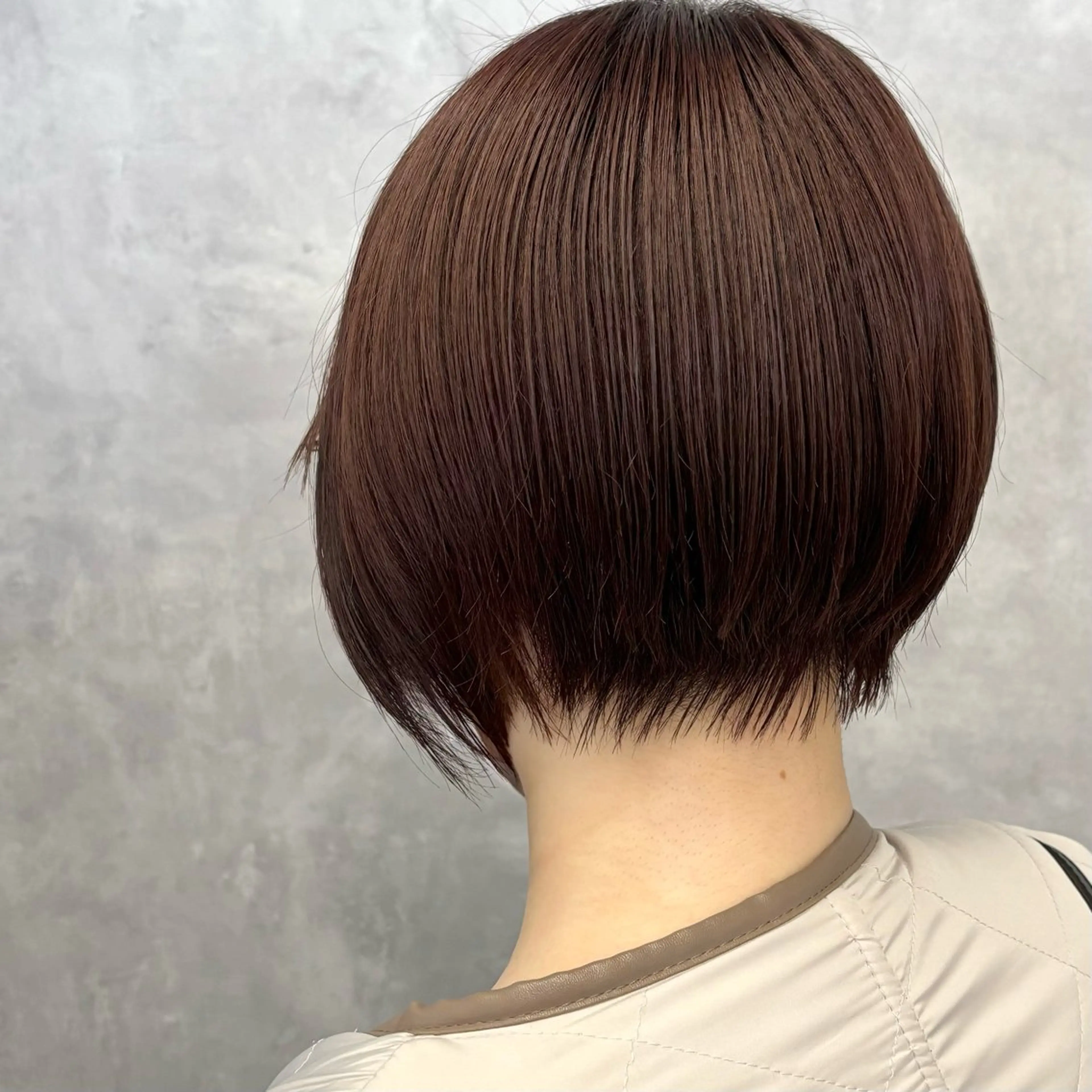 ショート カラー カット ヘアカラー NUMBER_ ユイナのヘアスタイル