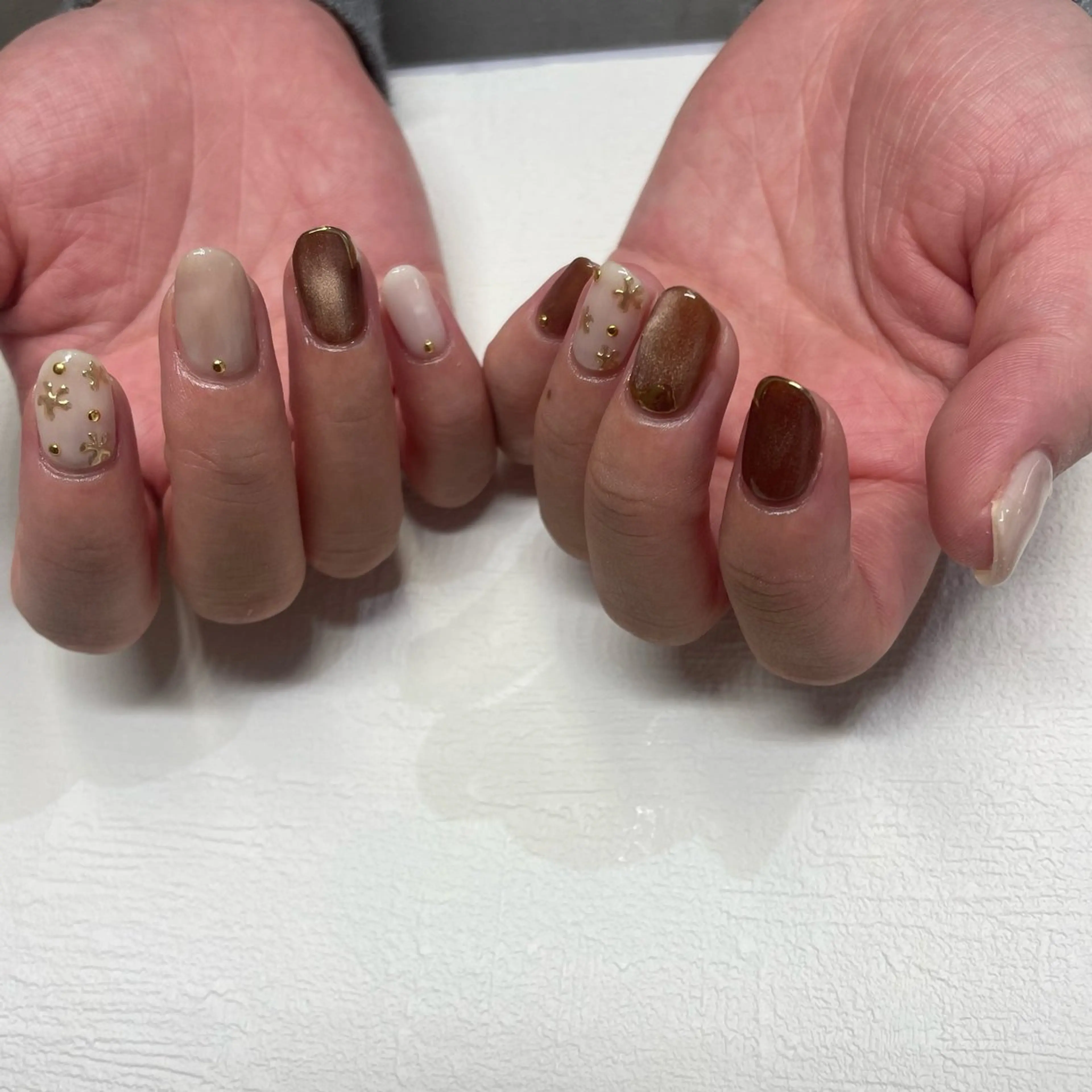 ネイル ハンドネイル Ada立川店🫧宮田 美桜のネイルデザイン