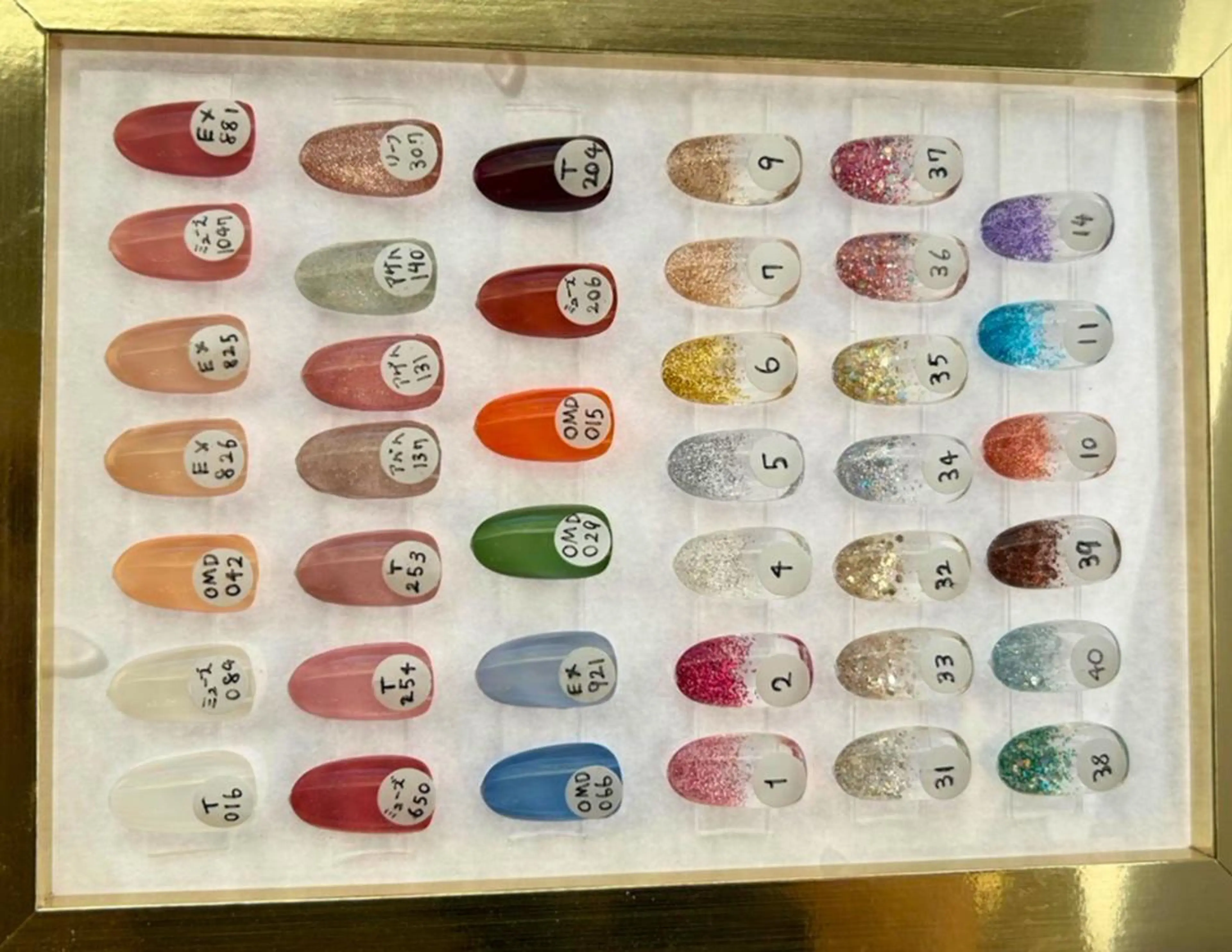 ４０色限定【ワンカラーorラメグラ】《オフなし》の写真