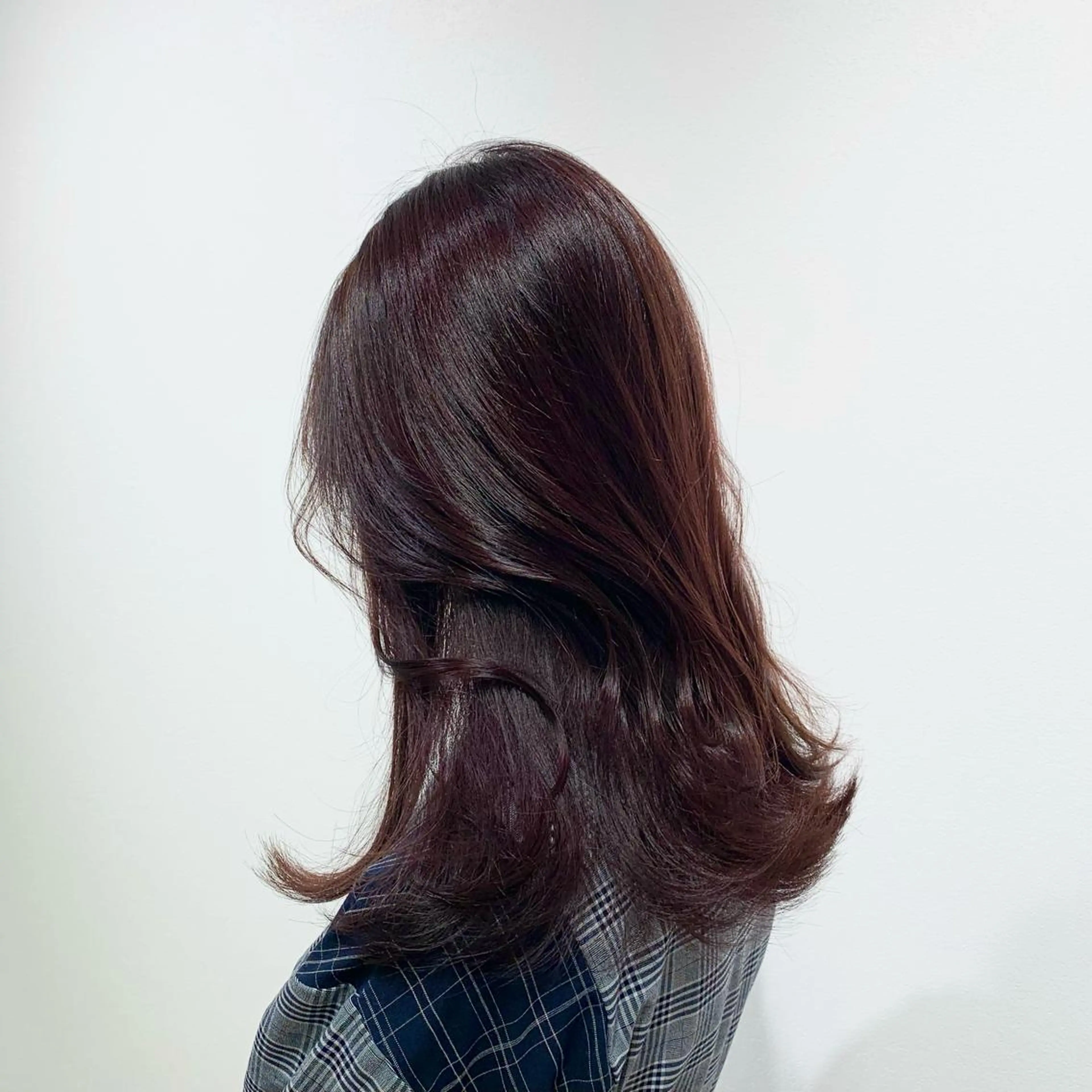 セミロング カラー ヘアアレンジ キヨミ 韓国レイヤーカットのヘアスタイル