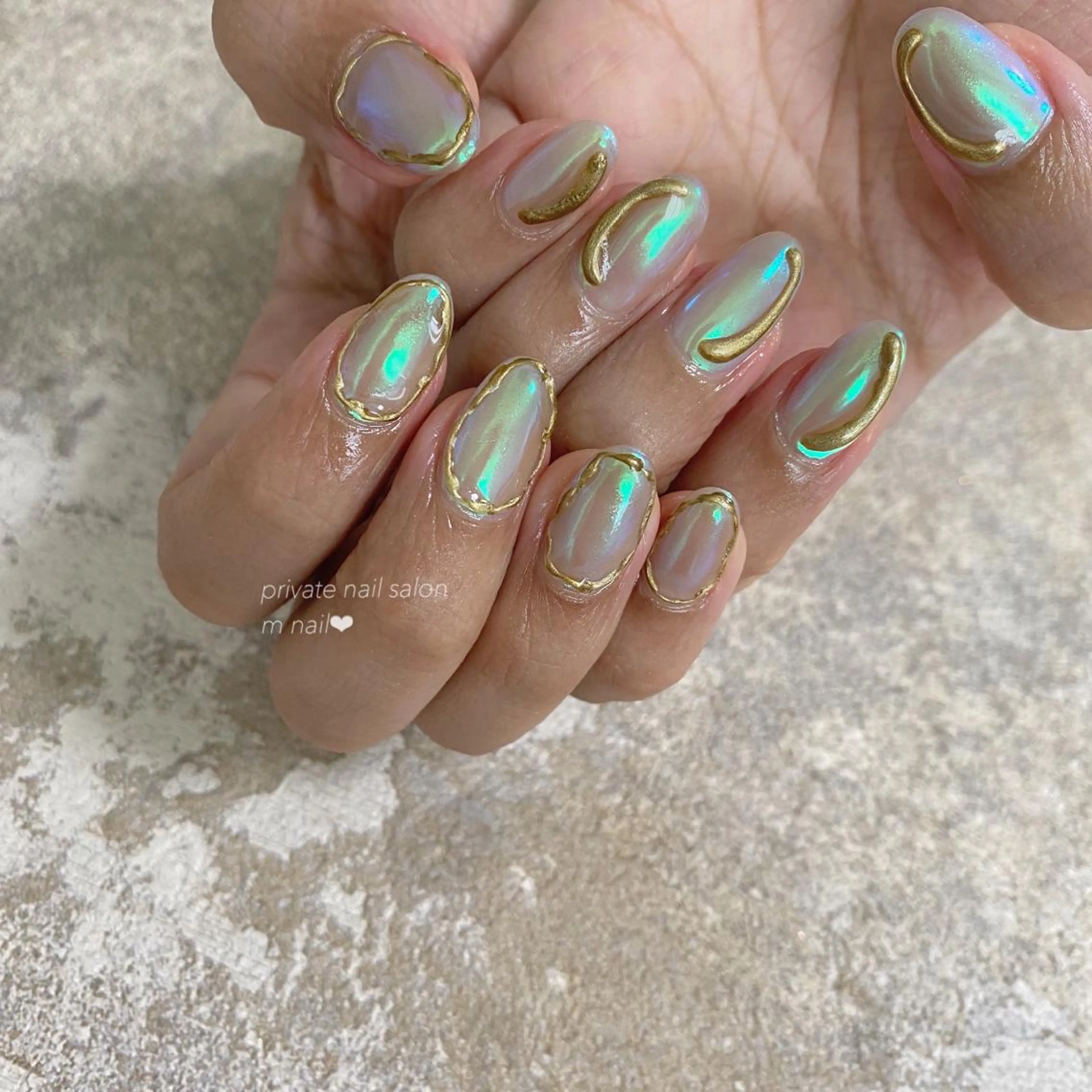 ネイル オーロラネイル ハンドネイル 小河原 舞のネイルデザイン