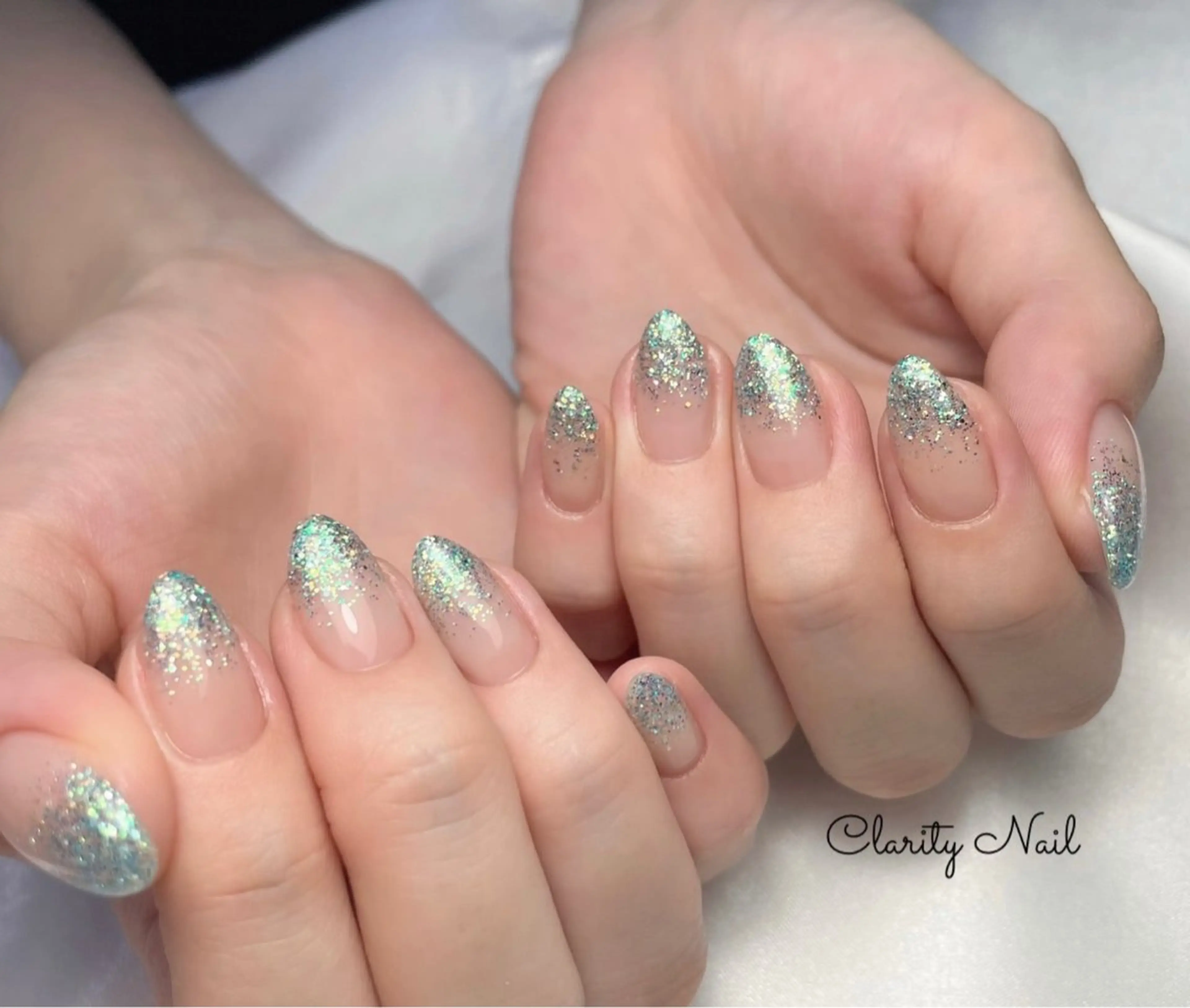 ネイル グラデーション ラメ(グリッター) ラメグラデーション ハンドネイル Clarity Nailのネイルデザイン