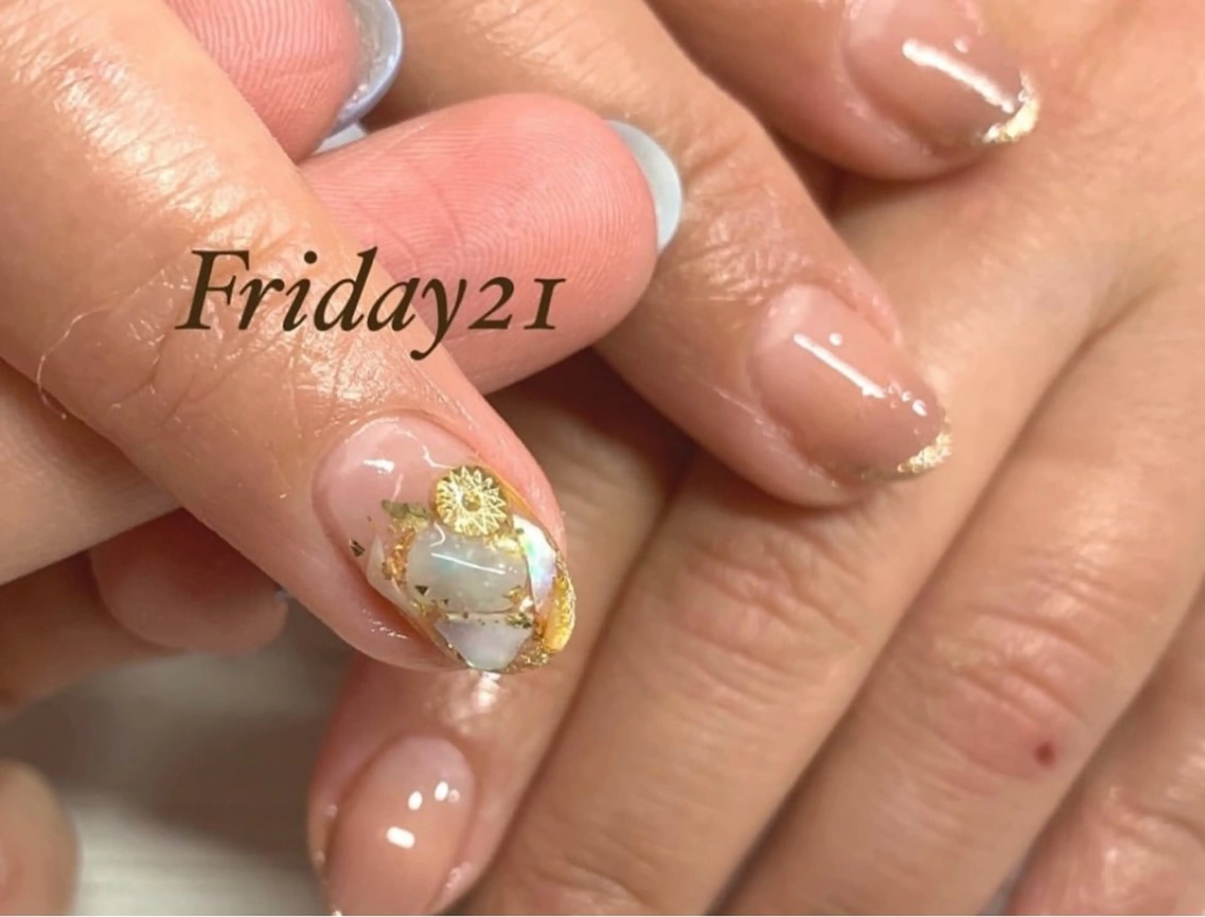 ネイル ネイルサロン Friday 21所属・ネイルサロン Friday 21のネイルデザイン
