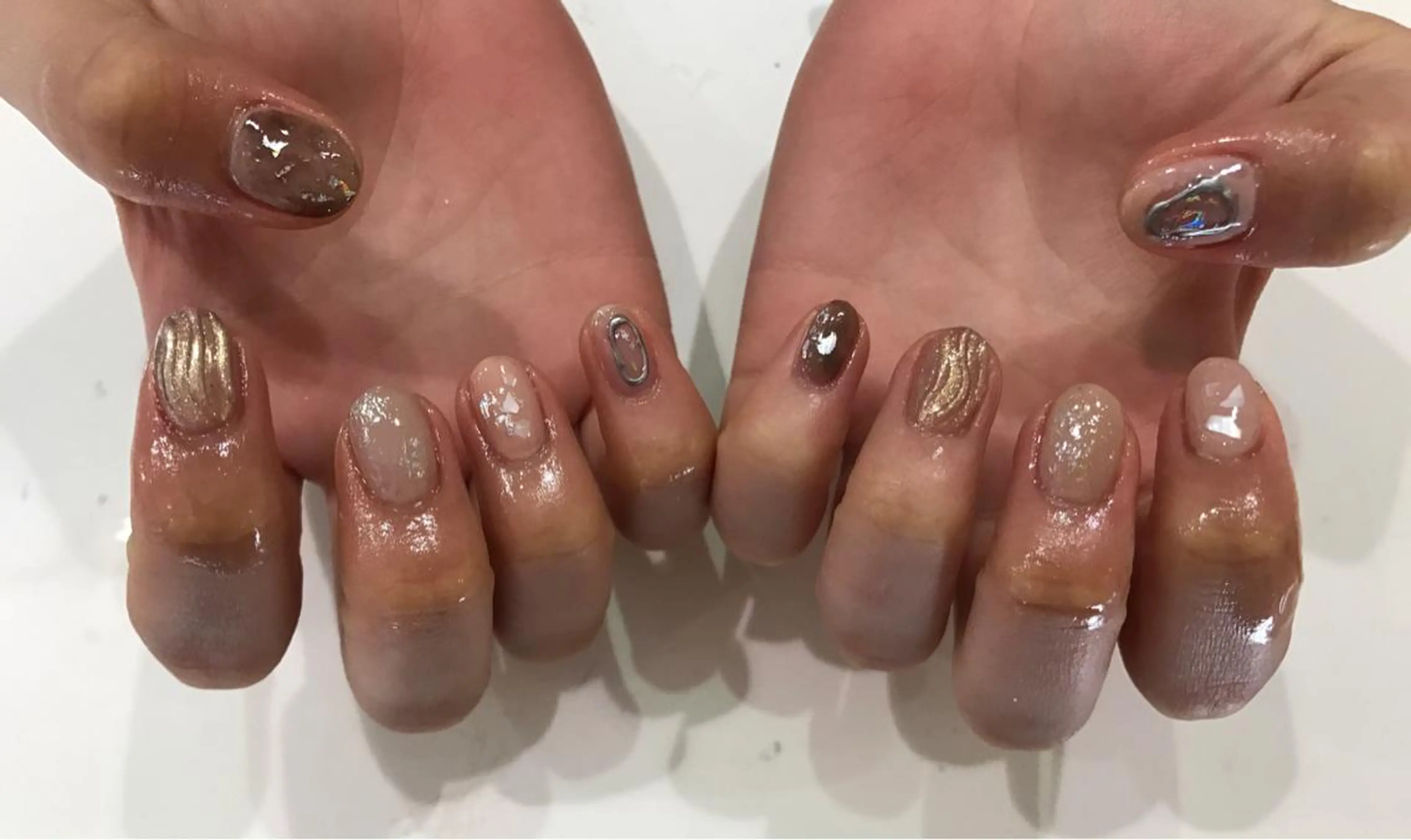 ネイル 12nail所属・大塚 彩沙のネイルデザイン