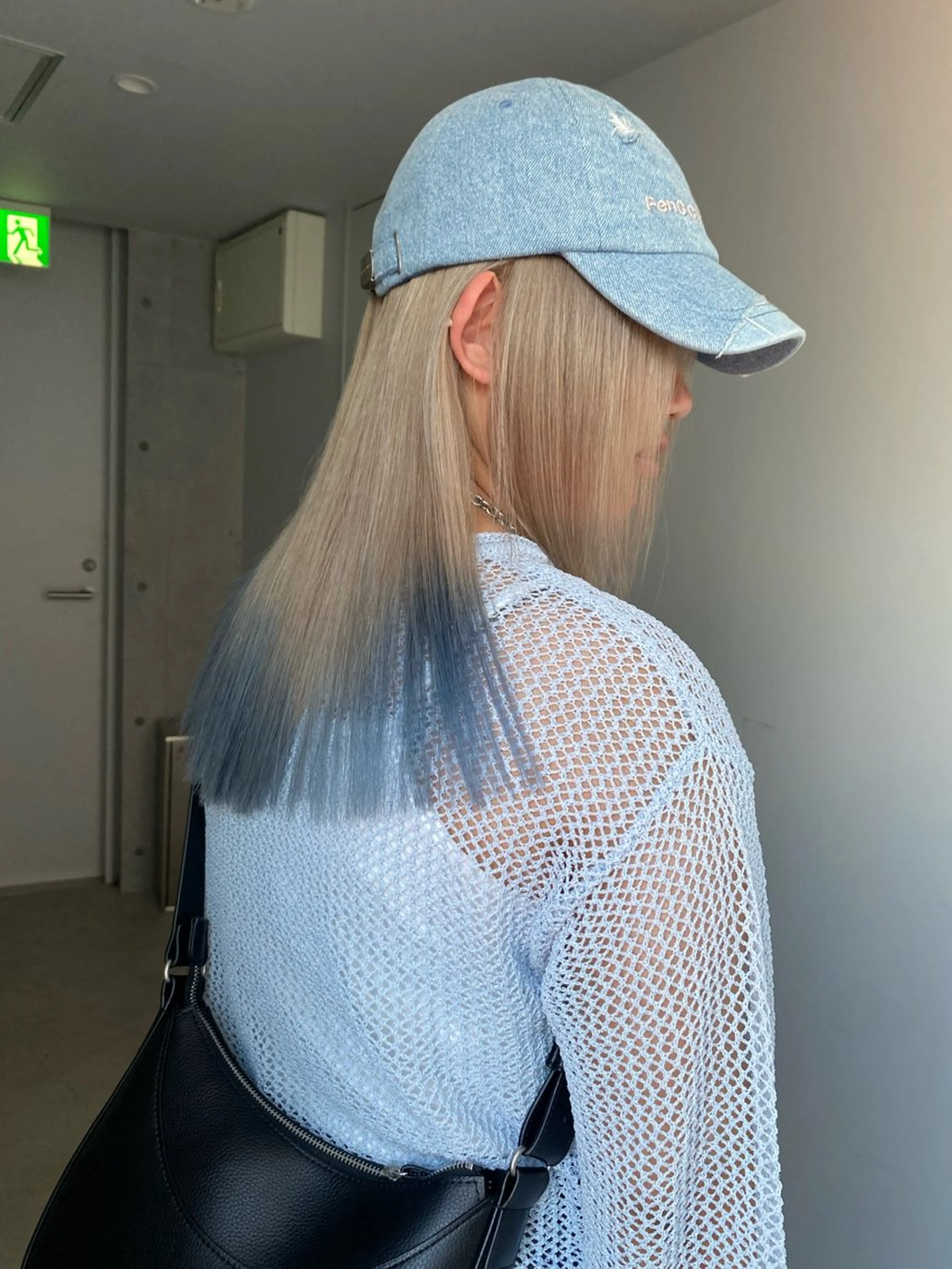 ミディアム カラー ヘアアレンジ デザインカラー ヘアカラー トリートメント mina 🌷のヘアスタイル