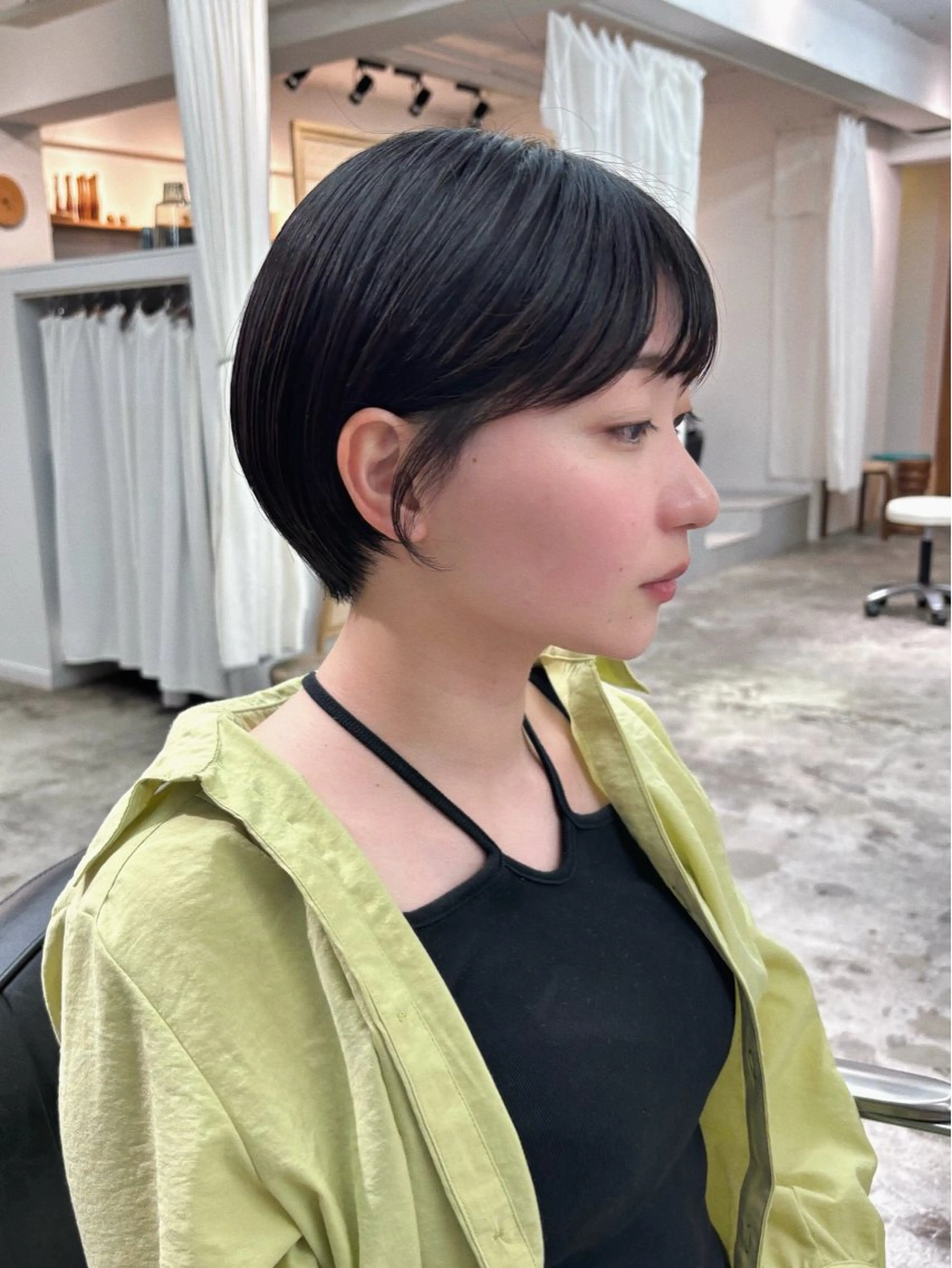 ショート カラー 丸みショート ショートヘア ENIEN MAKE’S 立川所属・ミカ💫/パーマ/ ニュアンスパーマのヘアスタイル