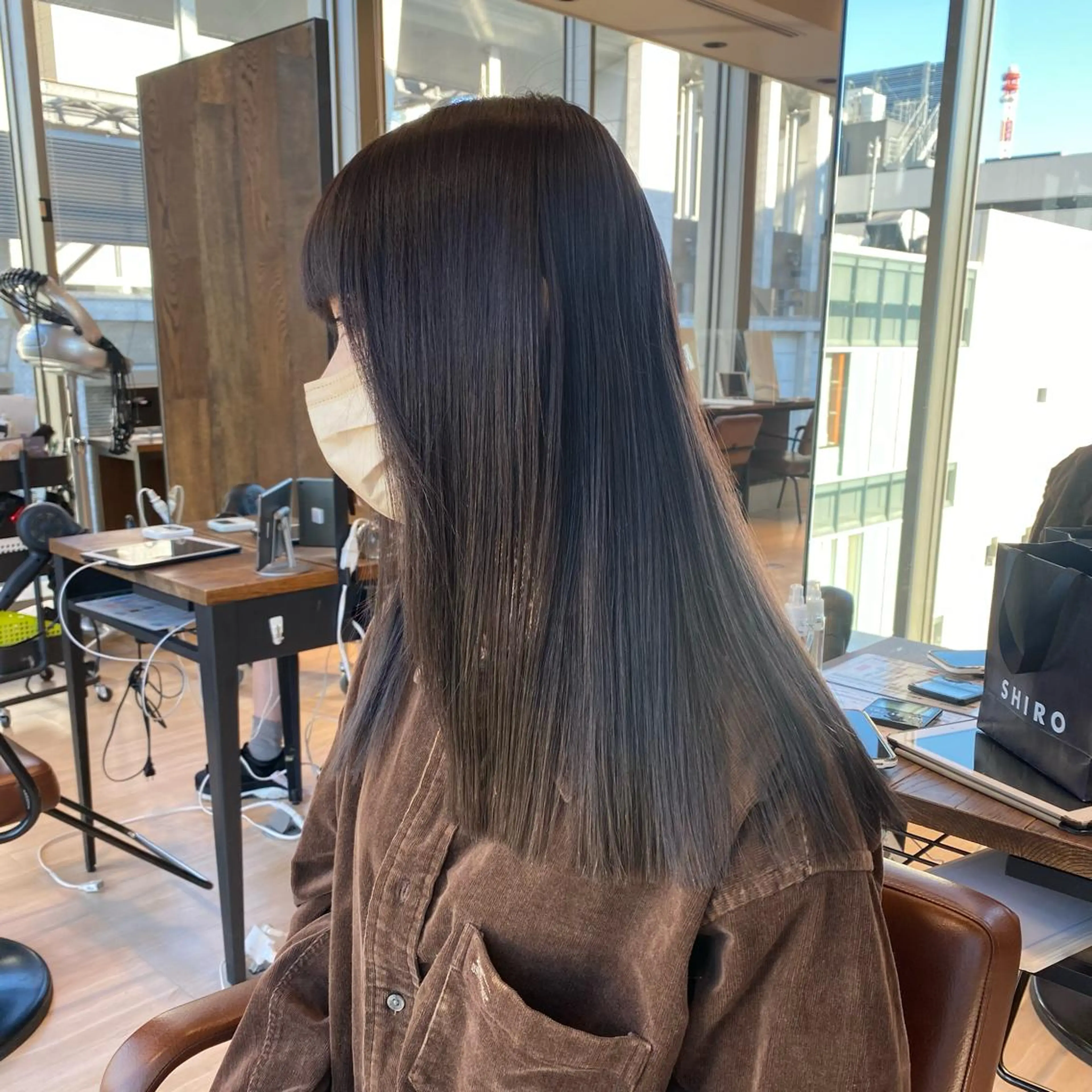 セミロング カラー 佐藤 悠衣/透明感 カラー/似合わせ前髪のヘアスタイル