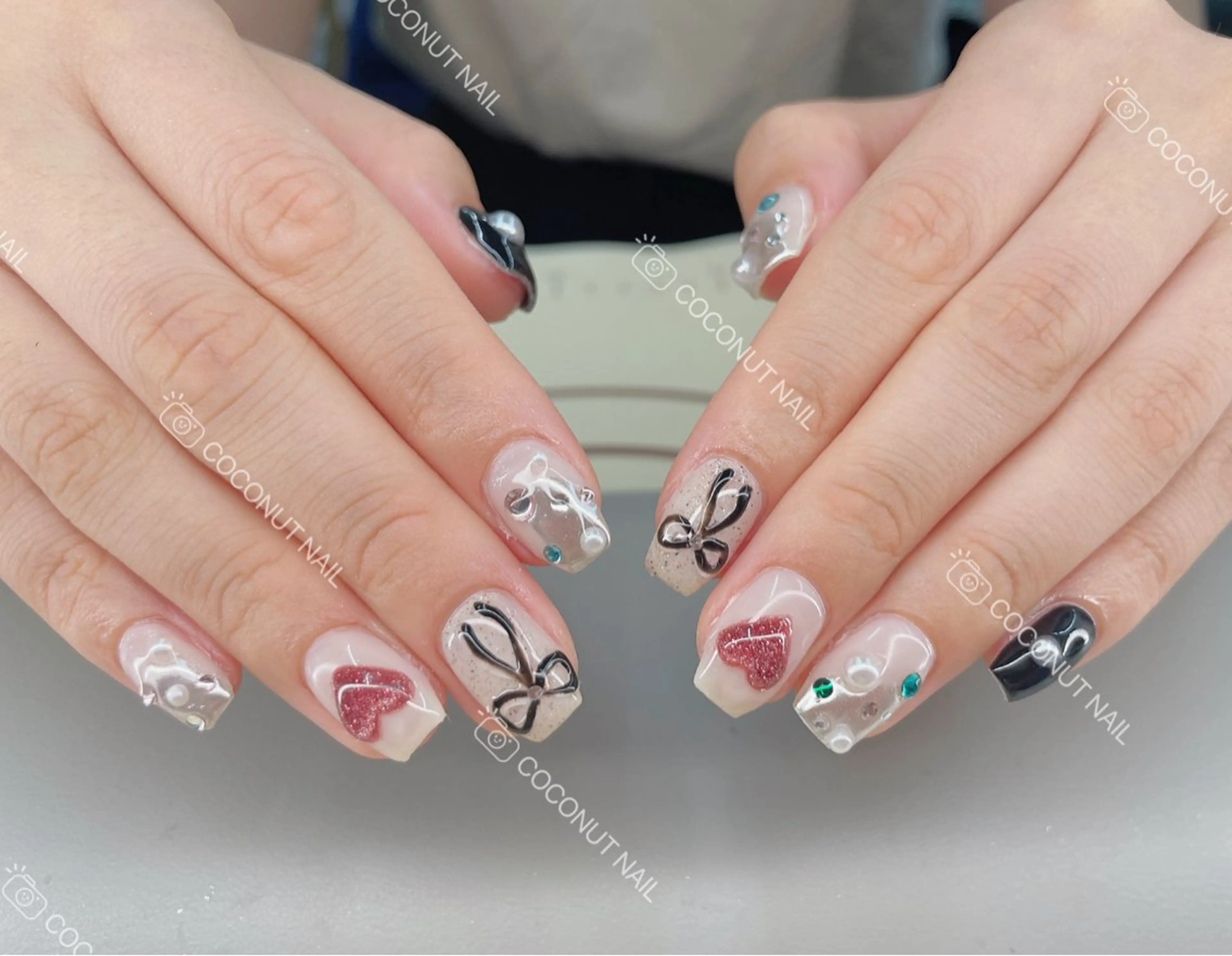 ネイル ハンドネイル 神田 ココナッツのネイルデザイン