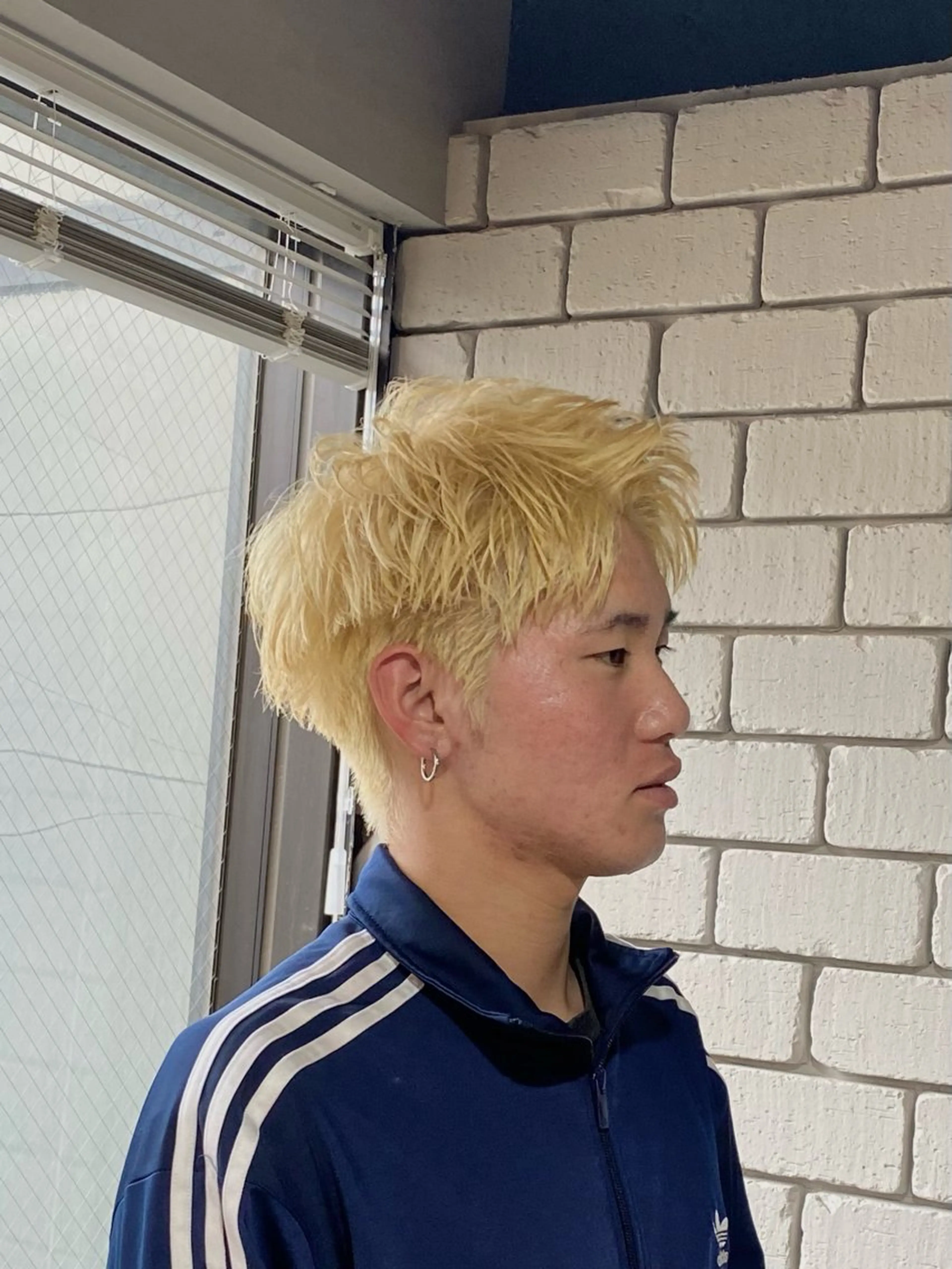 メンズカット＋ブリーチ＋カラー　¥21450 ［ハイトーンカラー/メンズカット］の写真