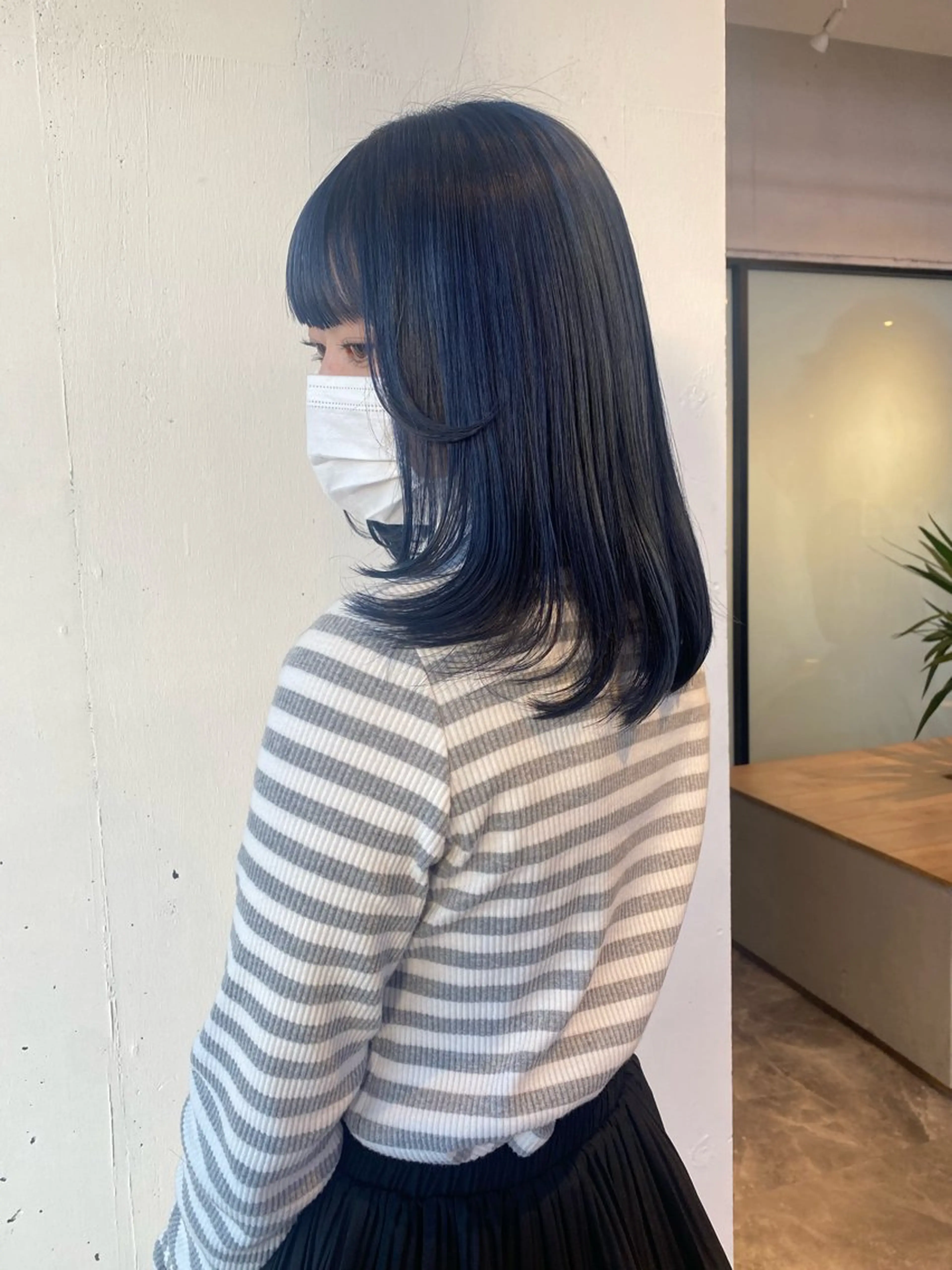 セミロング ヘアカラー 韓国ヘア特化 💟 ララア 💟のヘアスタイル