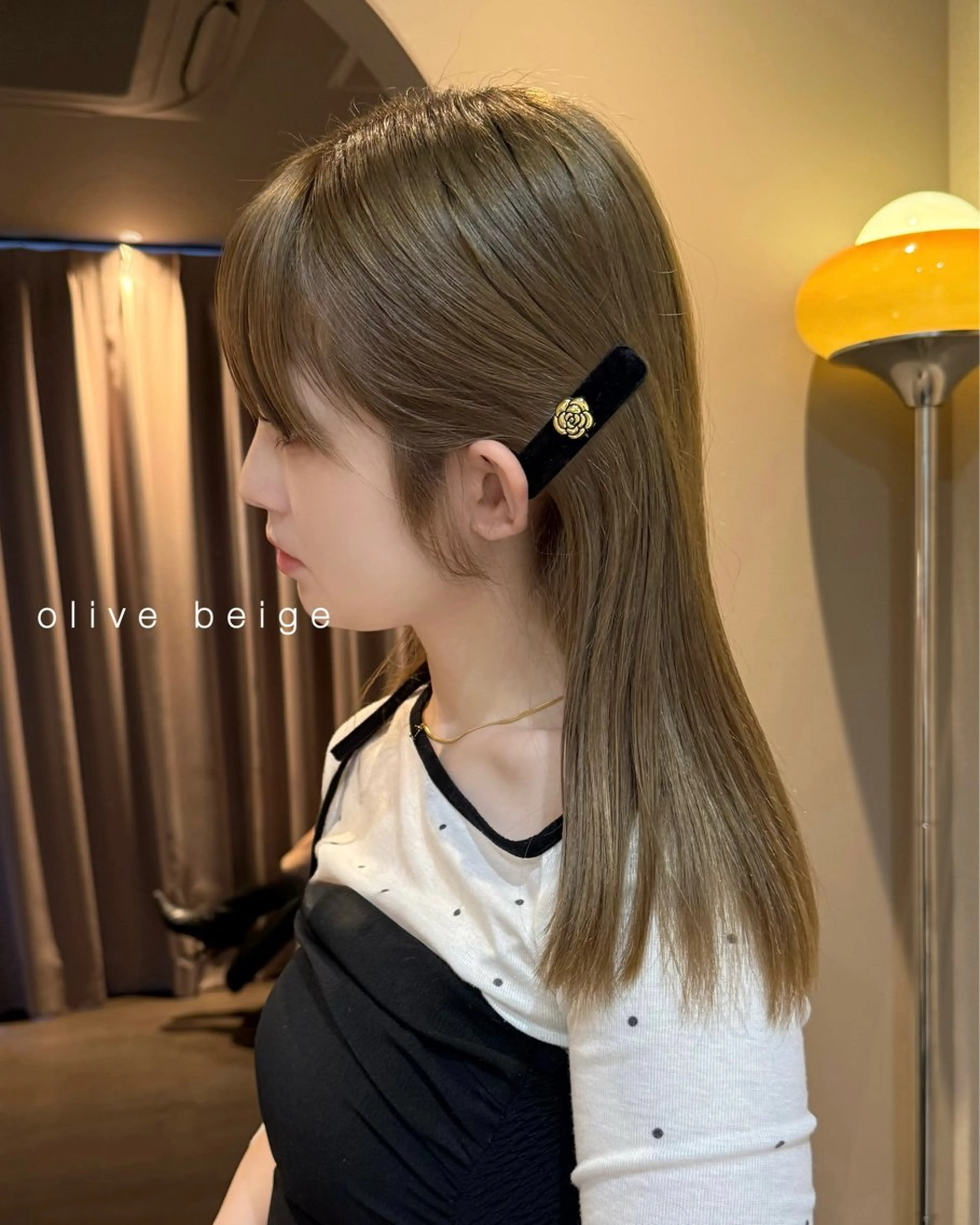 ミディアム カラー MIYU ブリーチなしWカラーのヘアスタイル