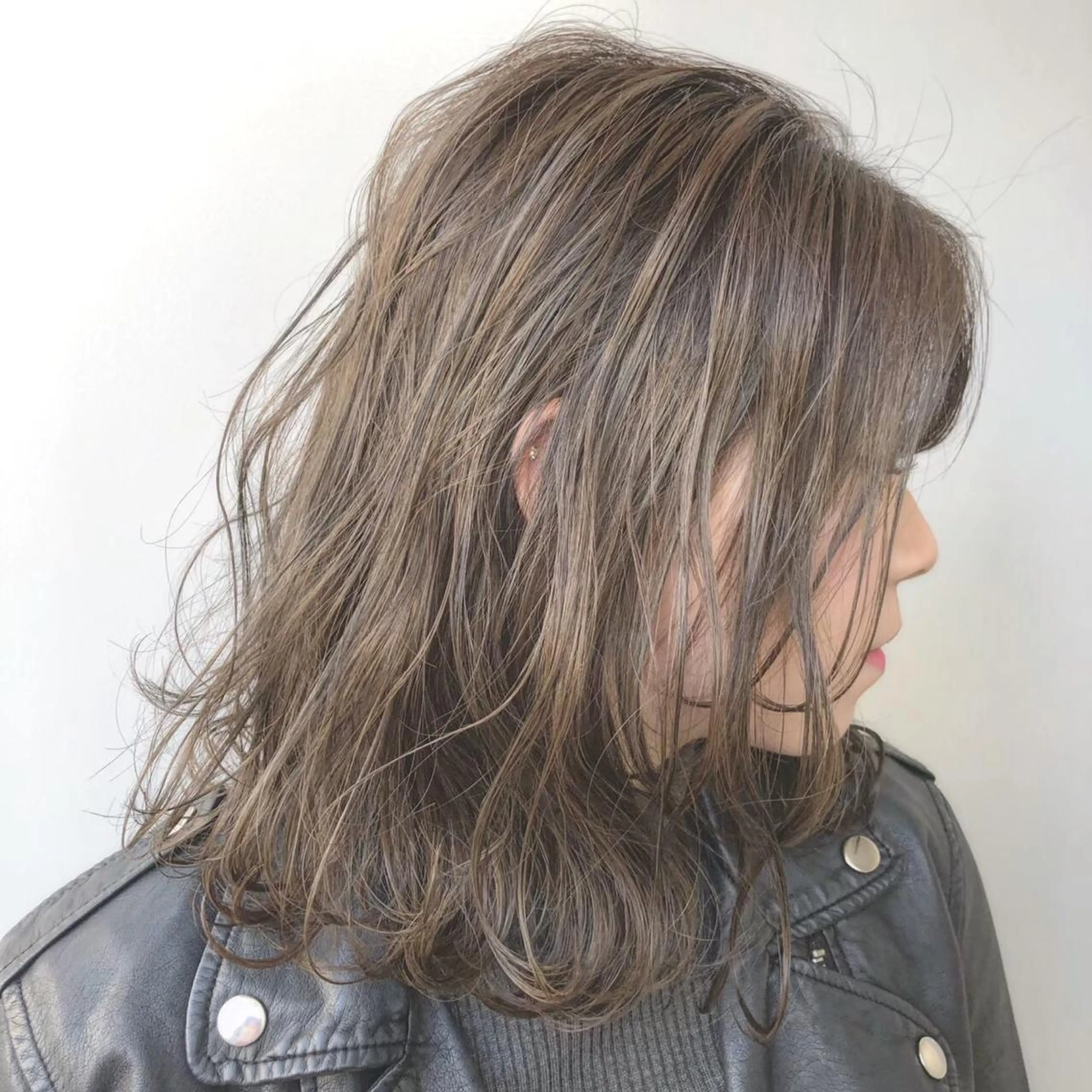 セミロング カラー Rene'所属・当日予約⭕️ JUNYAのヘアスタイル