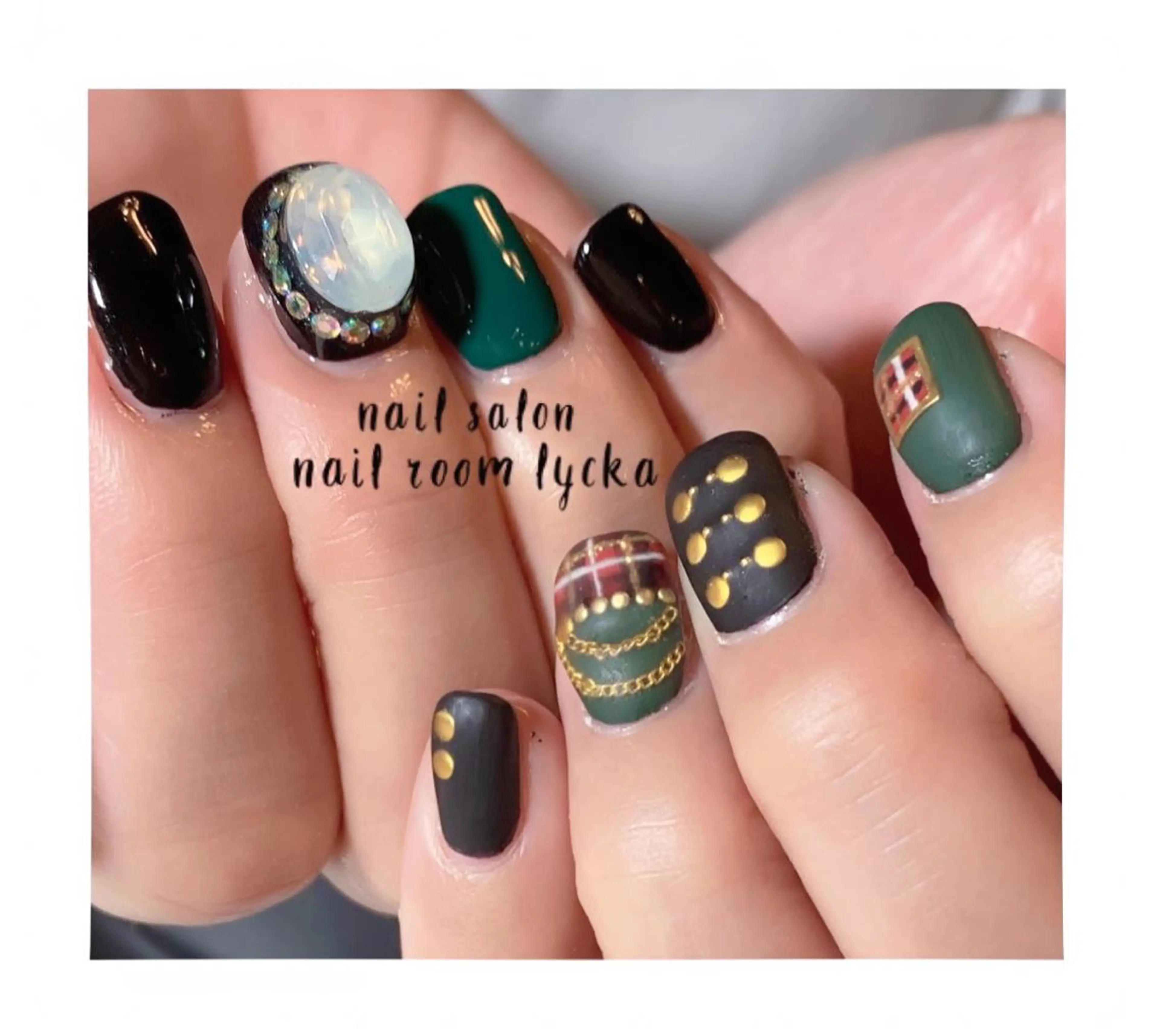 ネイル ﾈｲﾙﾙｰﾑﾘｯｶ 𝐦𝐚𝐲𝐮のネイルデザイン