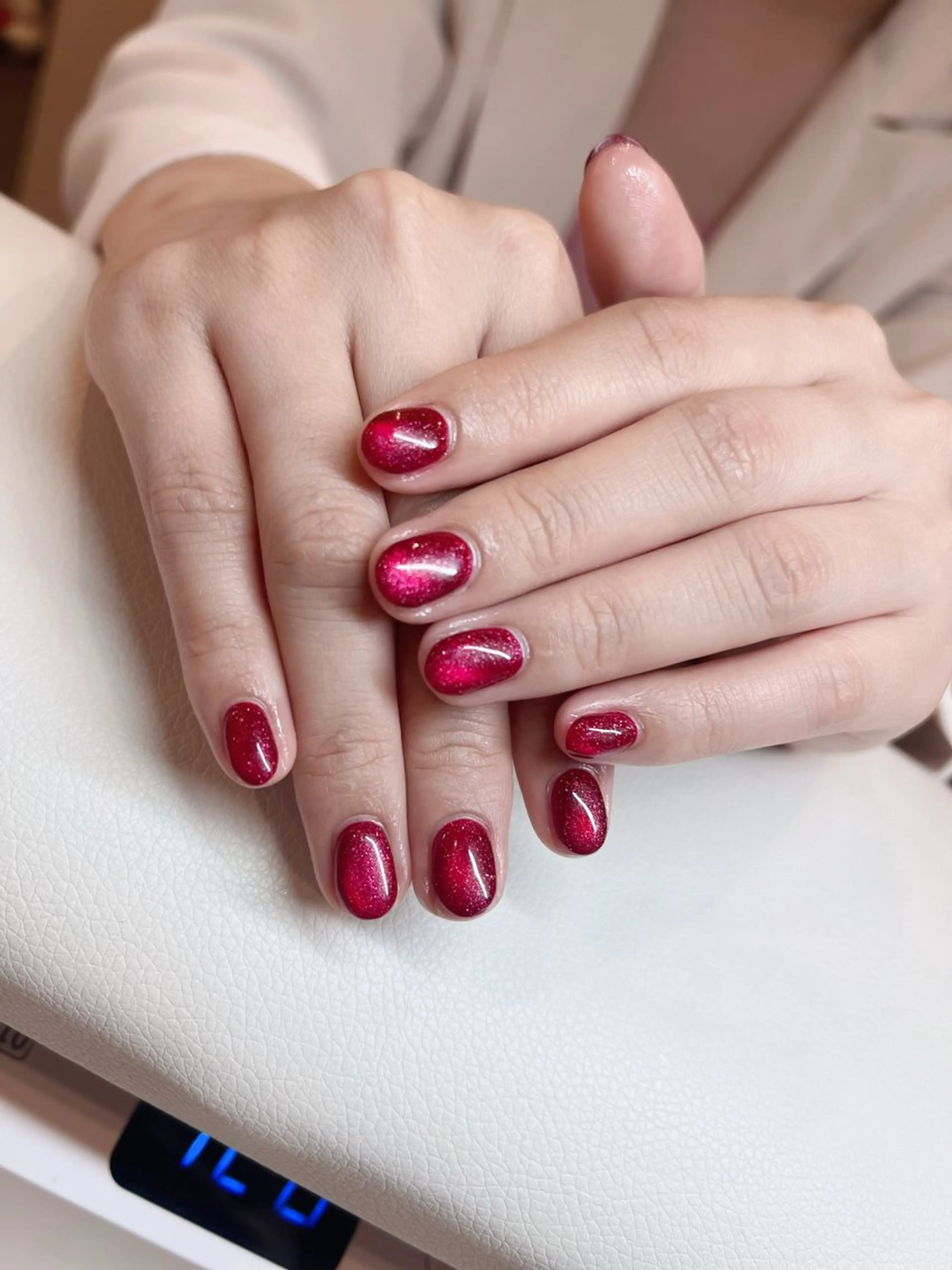 ネイル キラキラネイル 韓国ネイル マグネットネイル 春ネイル ワンホンネイル ハンドネイル RUBY Nail 日暮里店のネイルデザイン