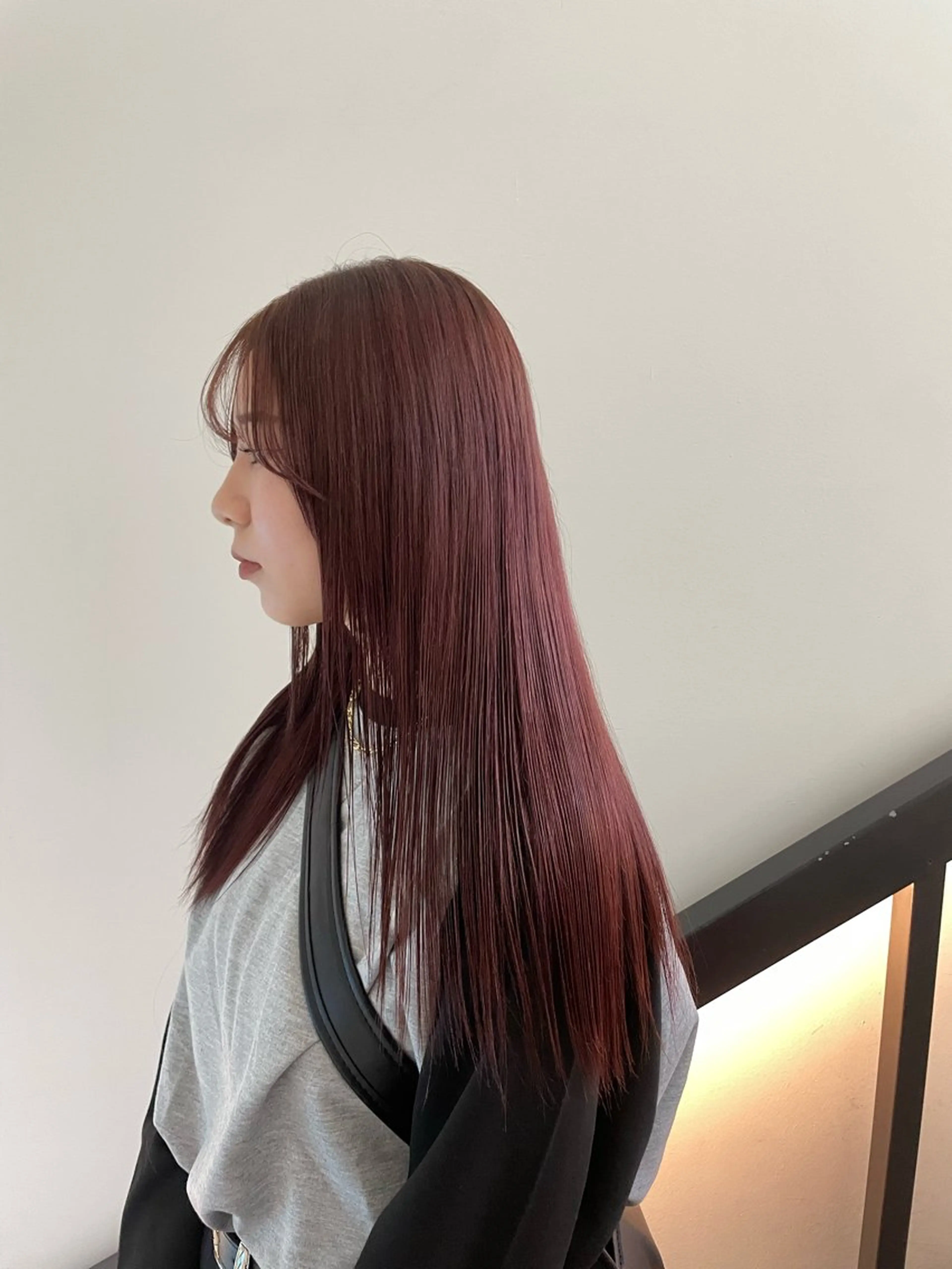 ミディアム カラー ヘアカラー 🌟暖色系ハイトーン 🌟AIのヘアスタイル